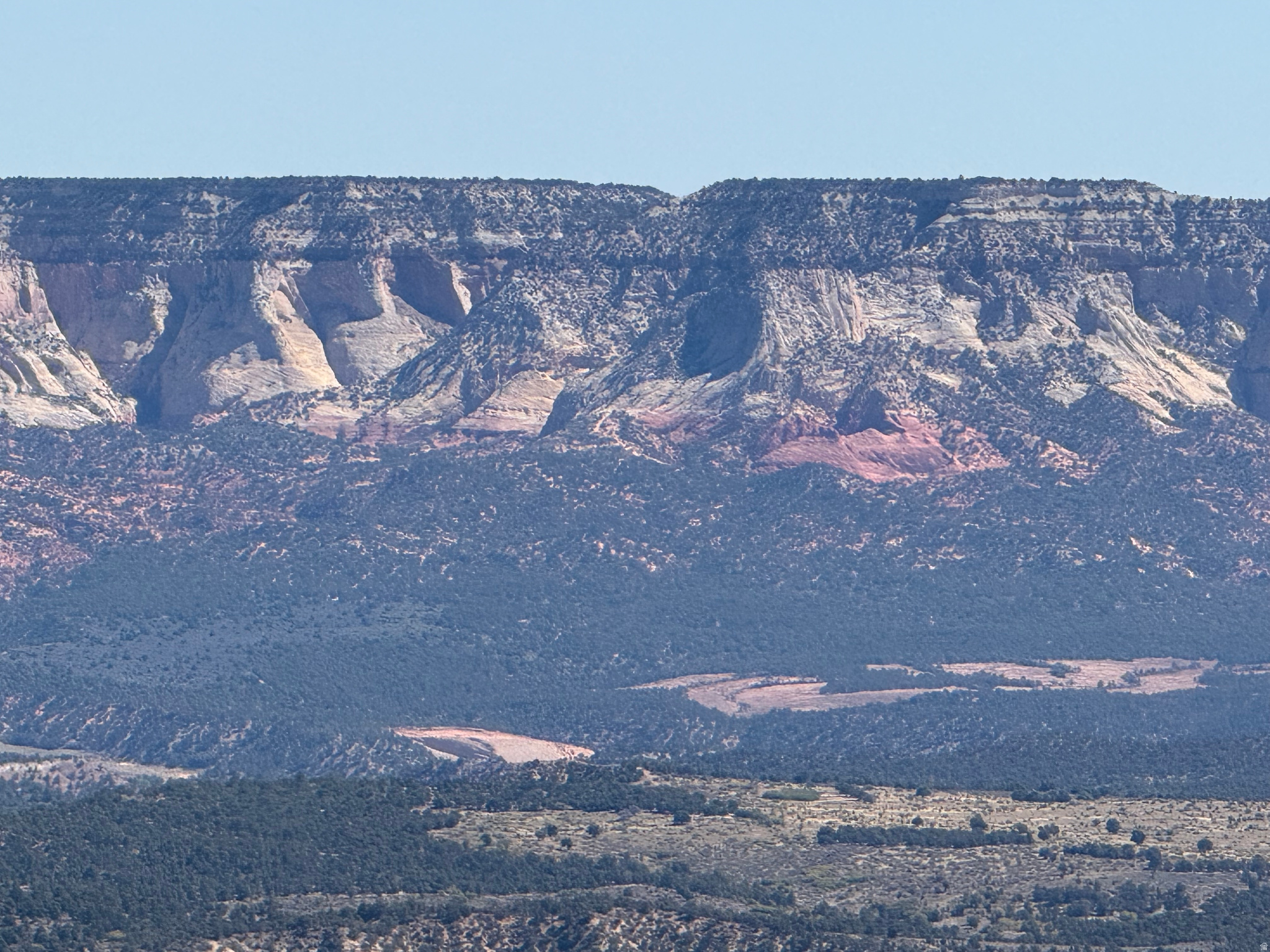 A rare opportunity to own a potential cabin lot near Zion National Park's East Entrance. This highly soughtafter area offers breathtaking scenery, unmatched tranquility, and the perfect setting for a dream getaway. Properties in this location are limited and in high demand.