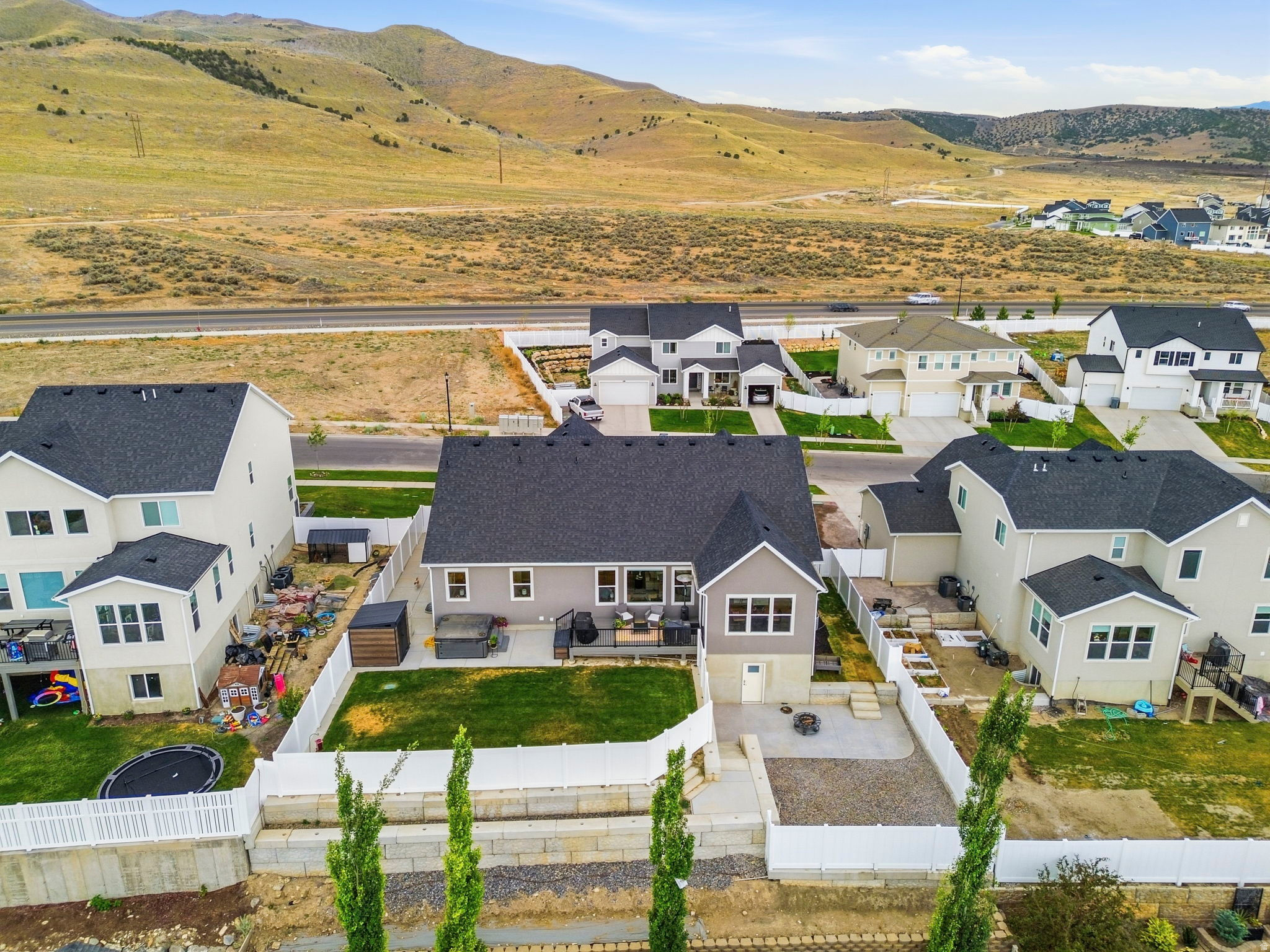 RIDGE - Residential