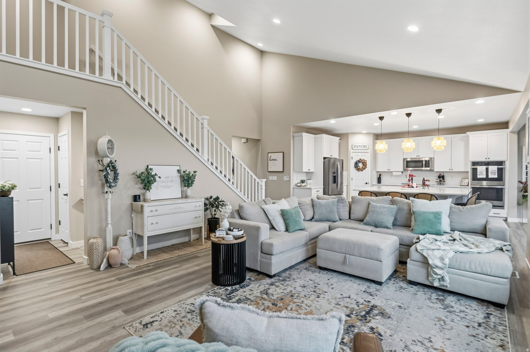 RIDGE - Residential