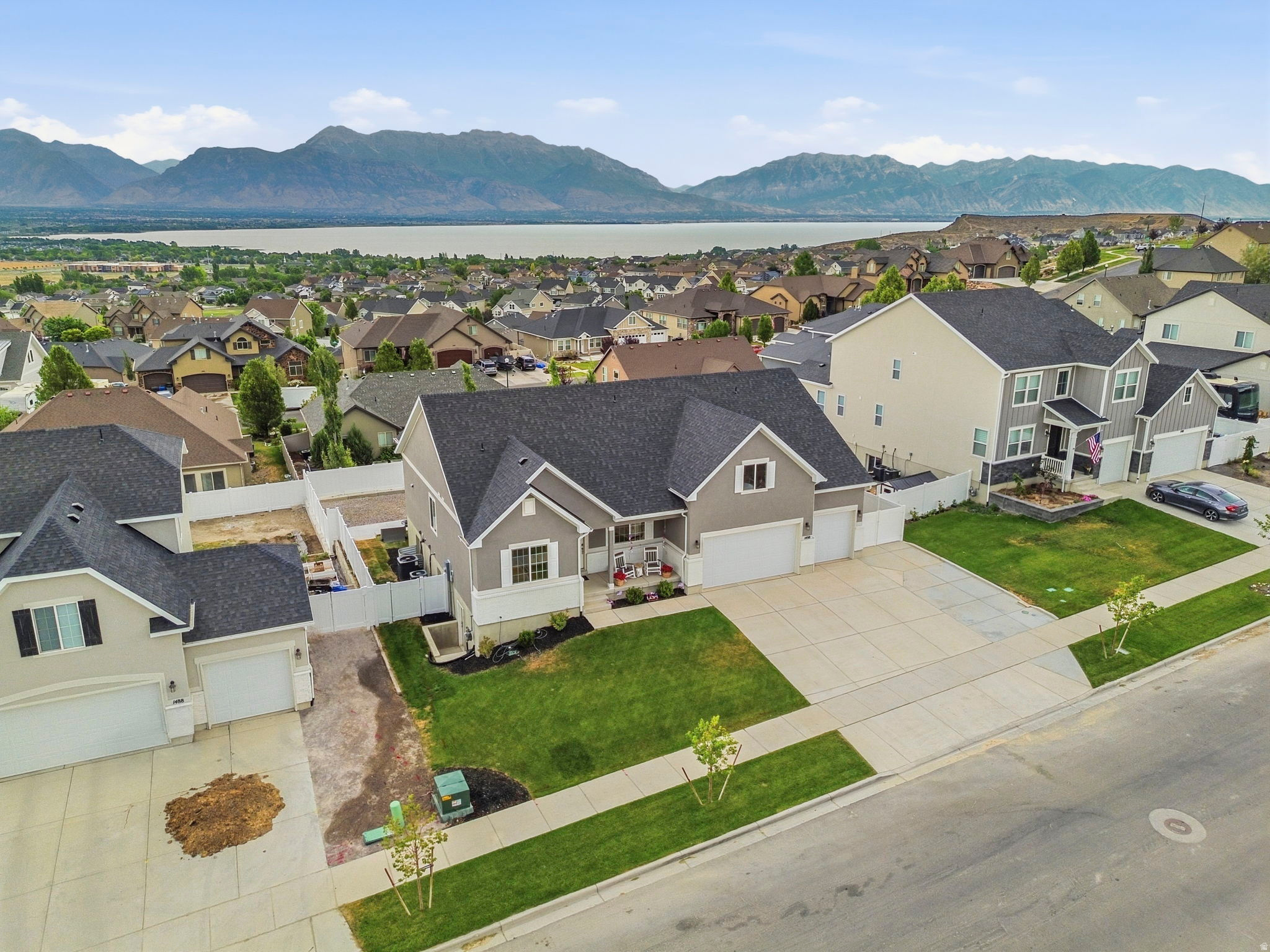 RIDGE - Residential