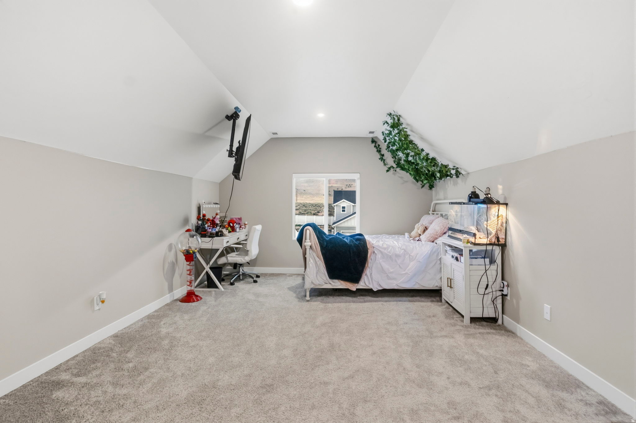 RIDGE - Residential