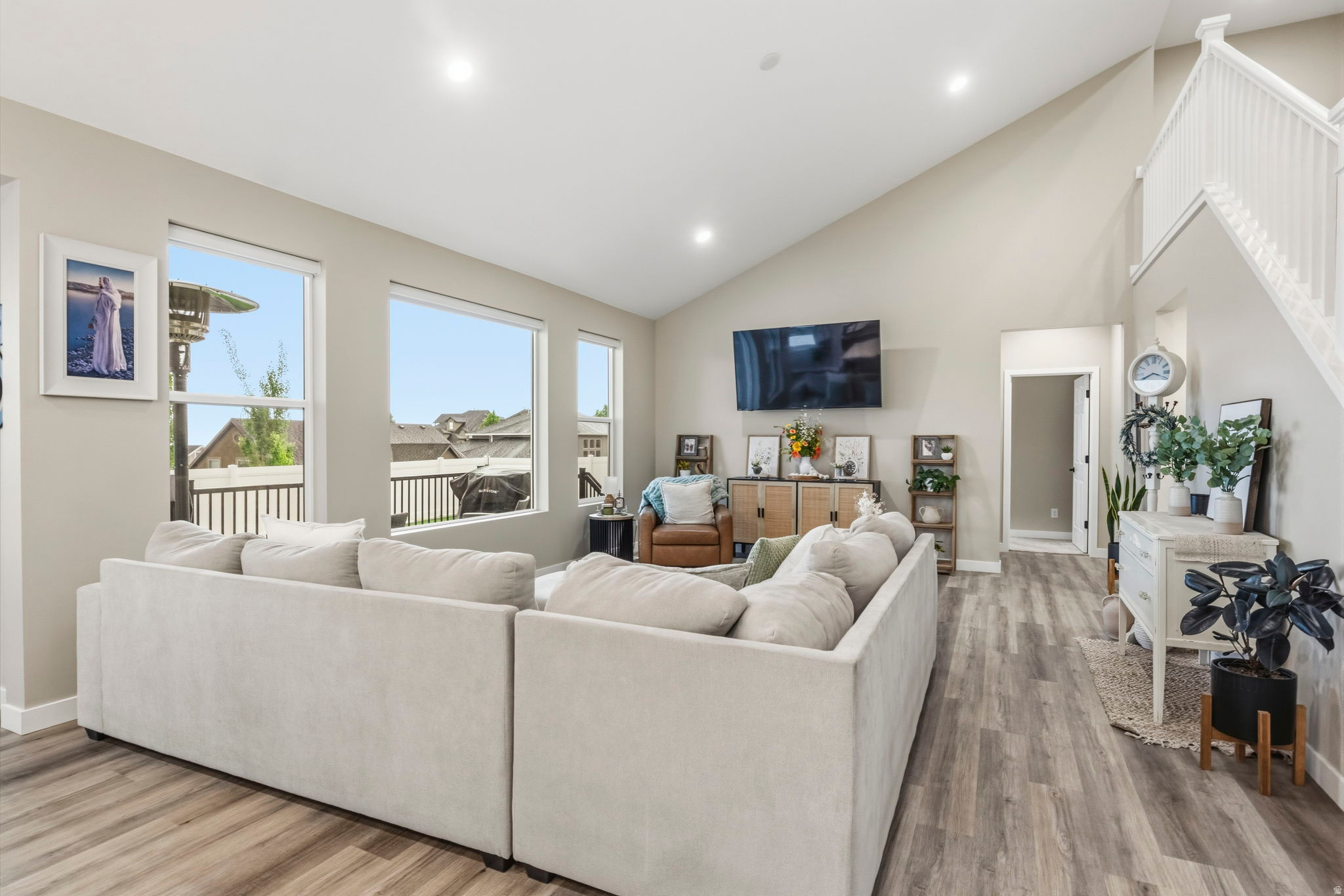 RIDGE - Residential