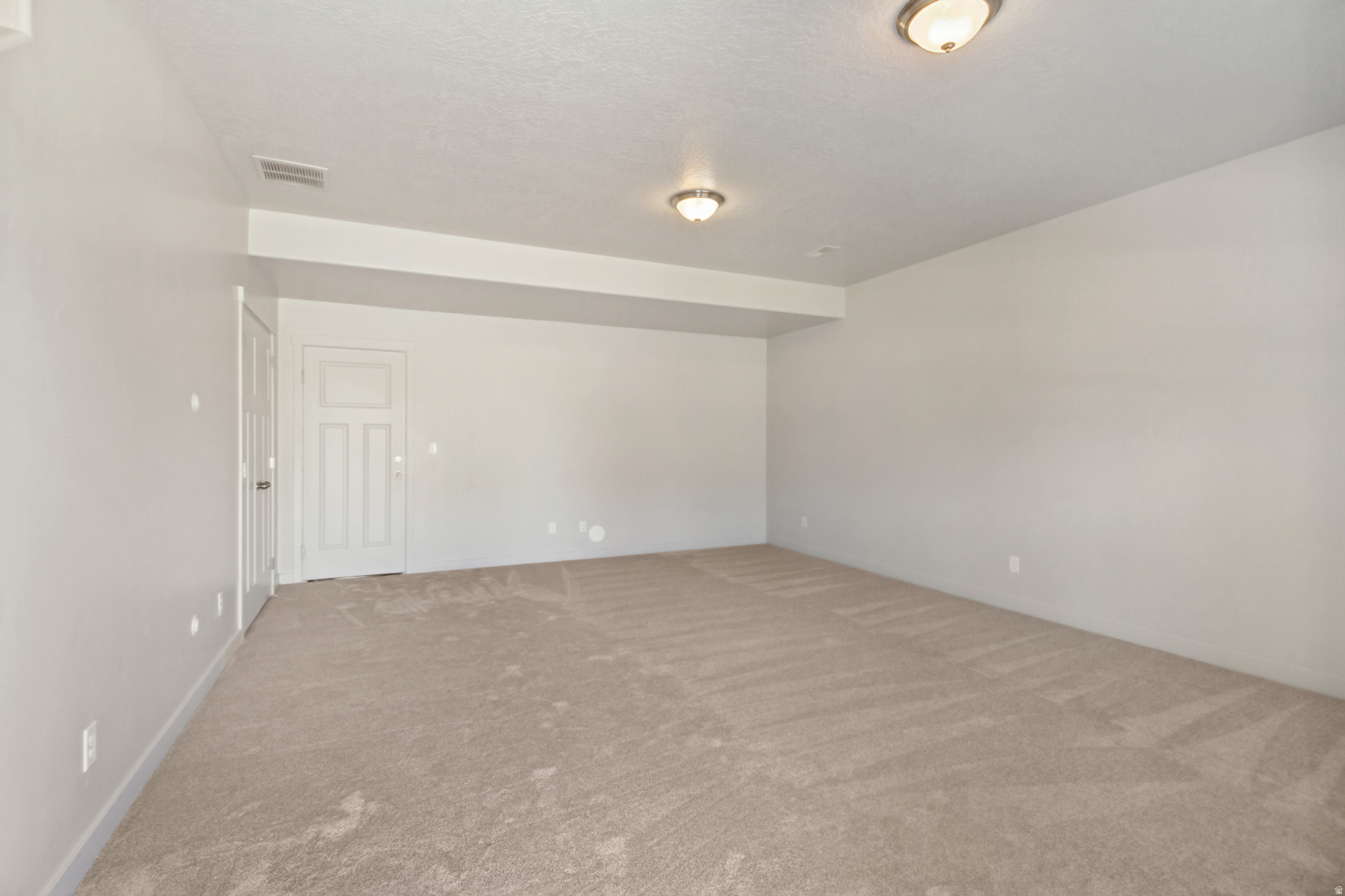 EDGEWATER - Residential