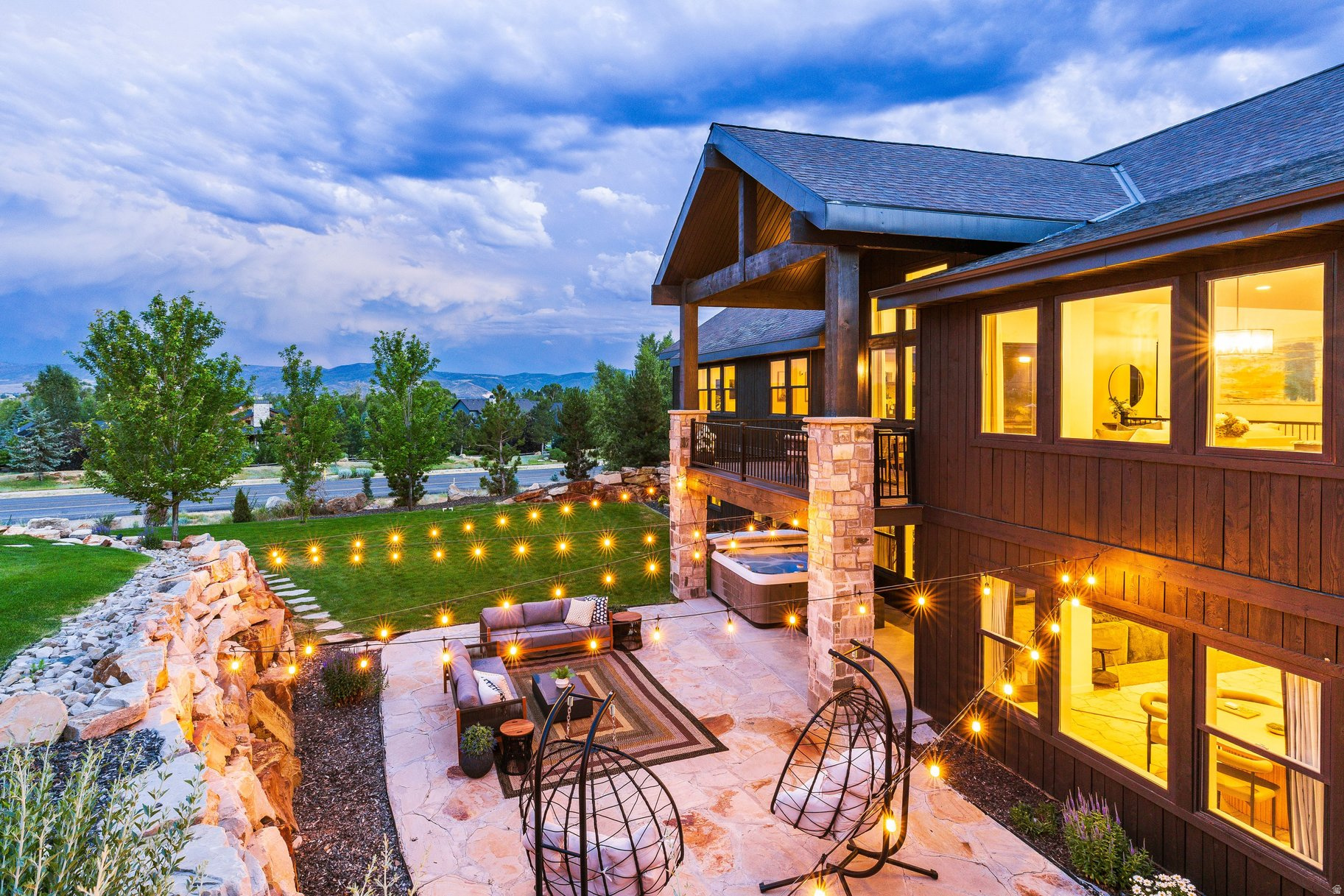 RIVER MEADOWS RANCH - Residential