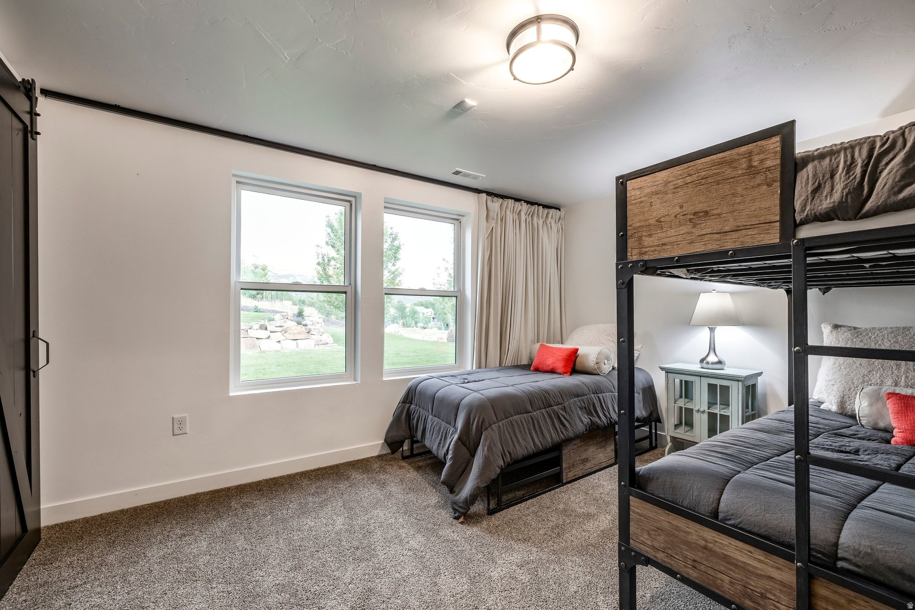 RIVER MEADOWS RANCH - Residential