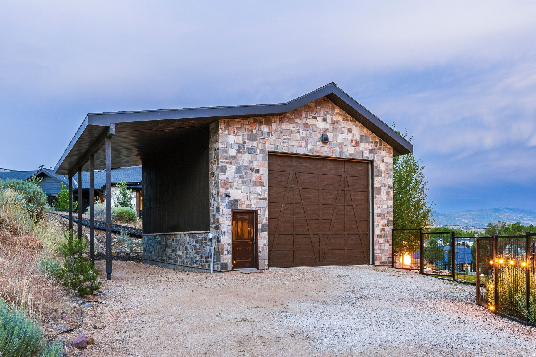 RIVER MEADOWS RANCH - Residential