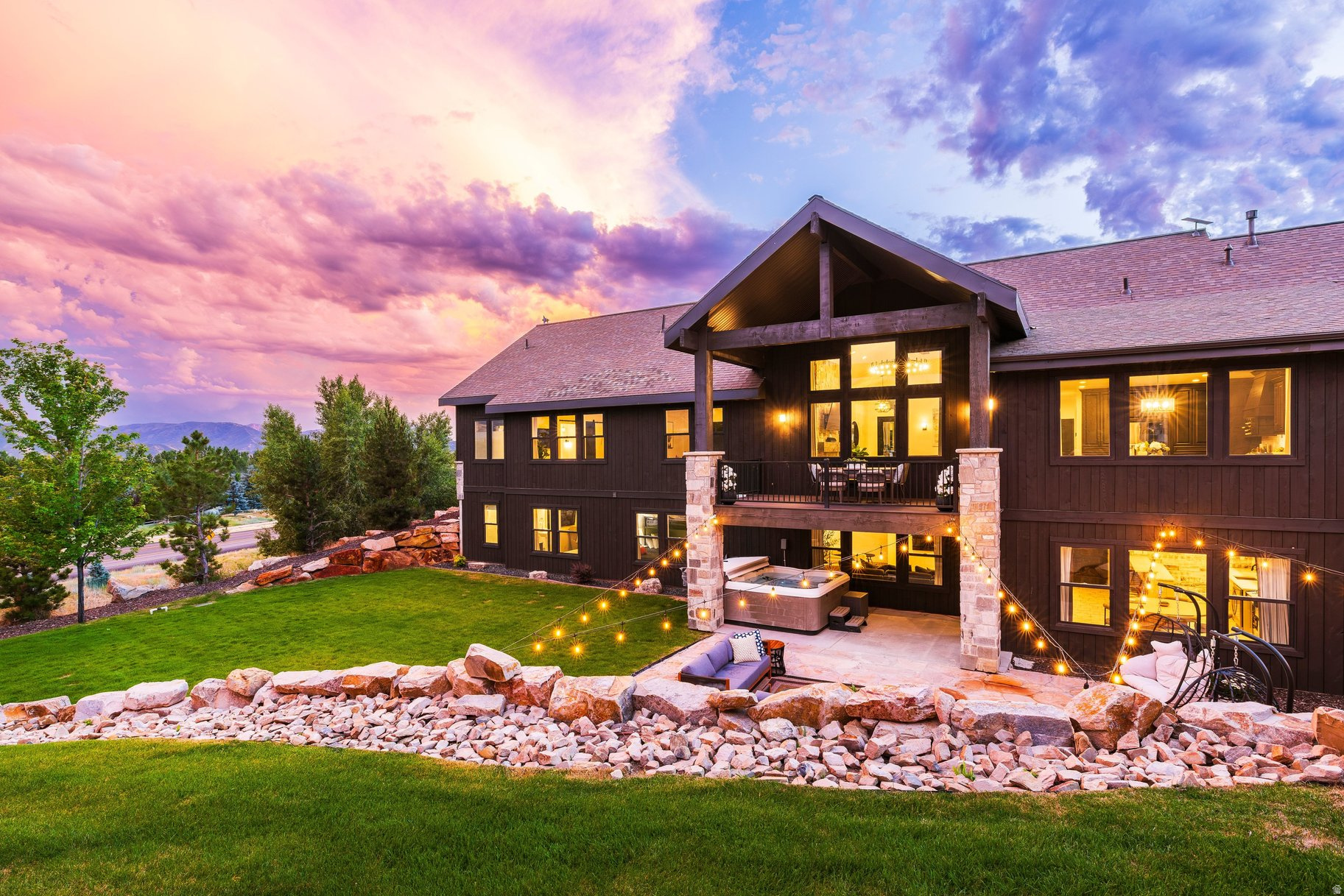 RIVER MEADOWS RANCH - Residential