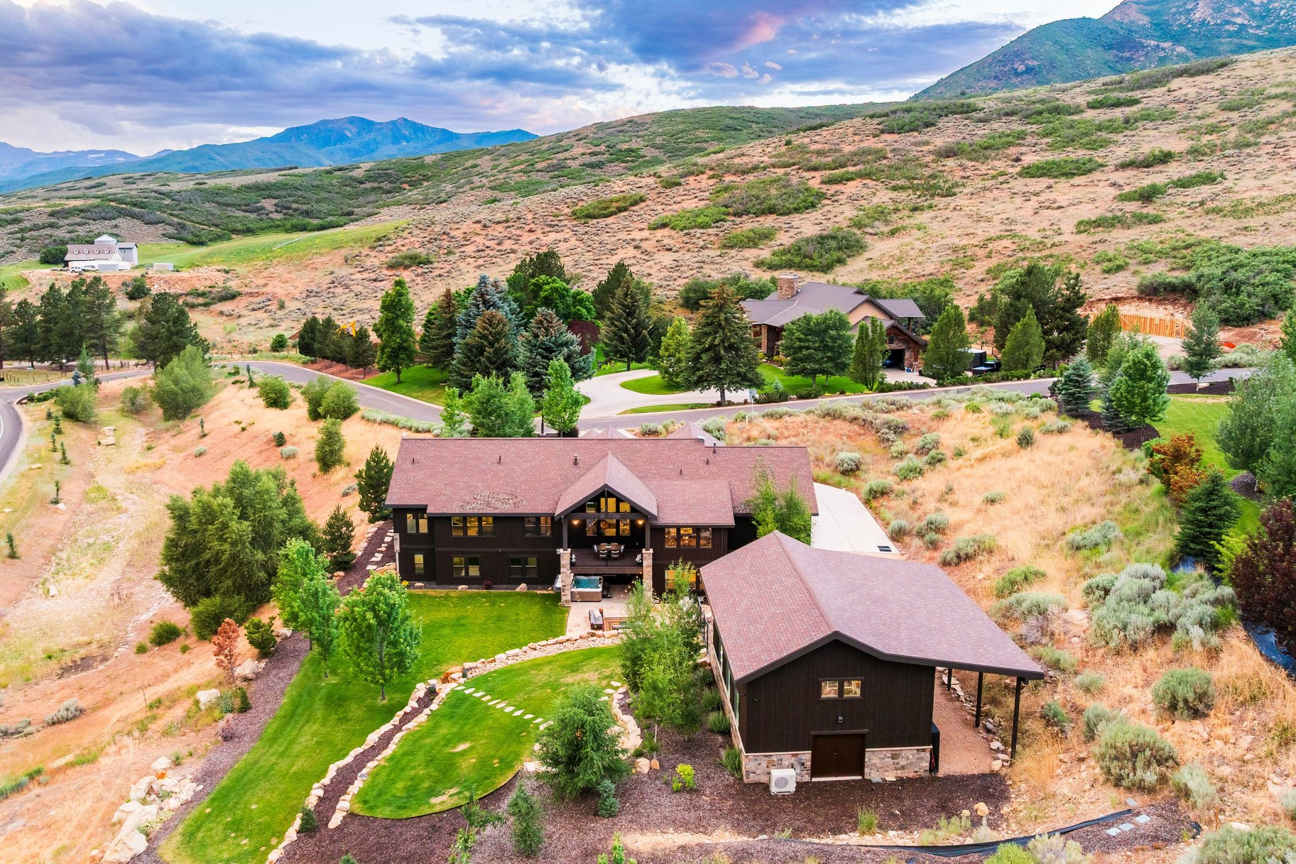 RIVER MEADOWS RANCH - Residential