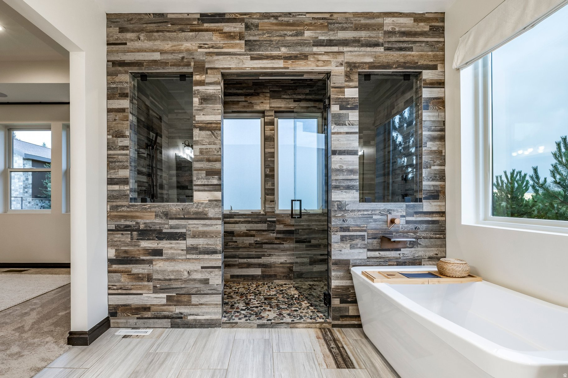 RIVER MEADOWS RANCH - Residential