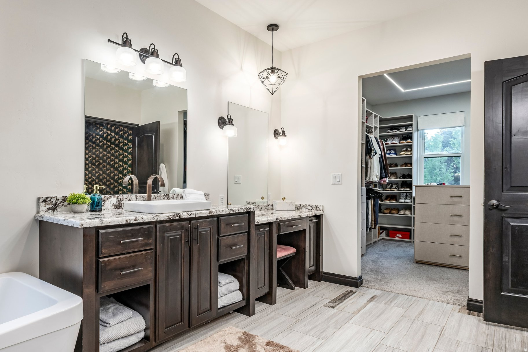 RIVER MEADOWS RANCH - Residential