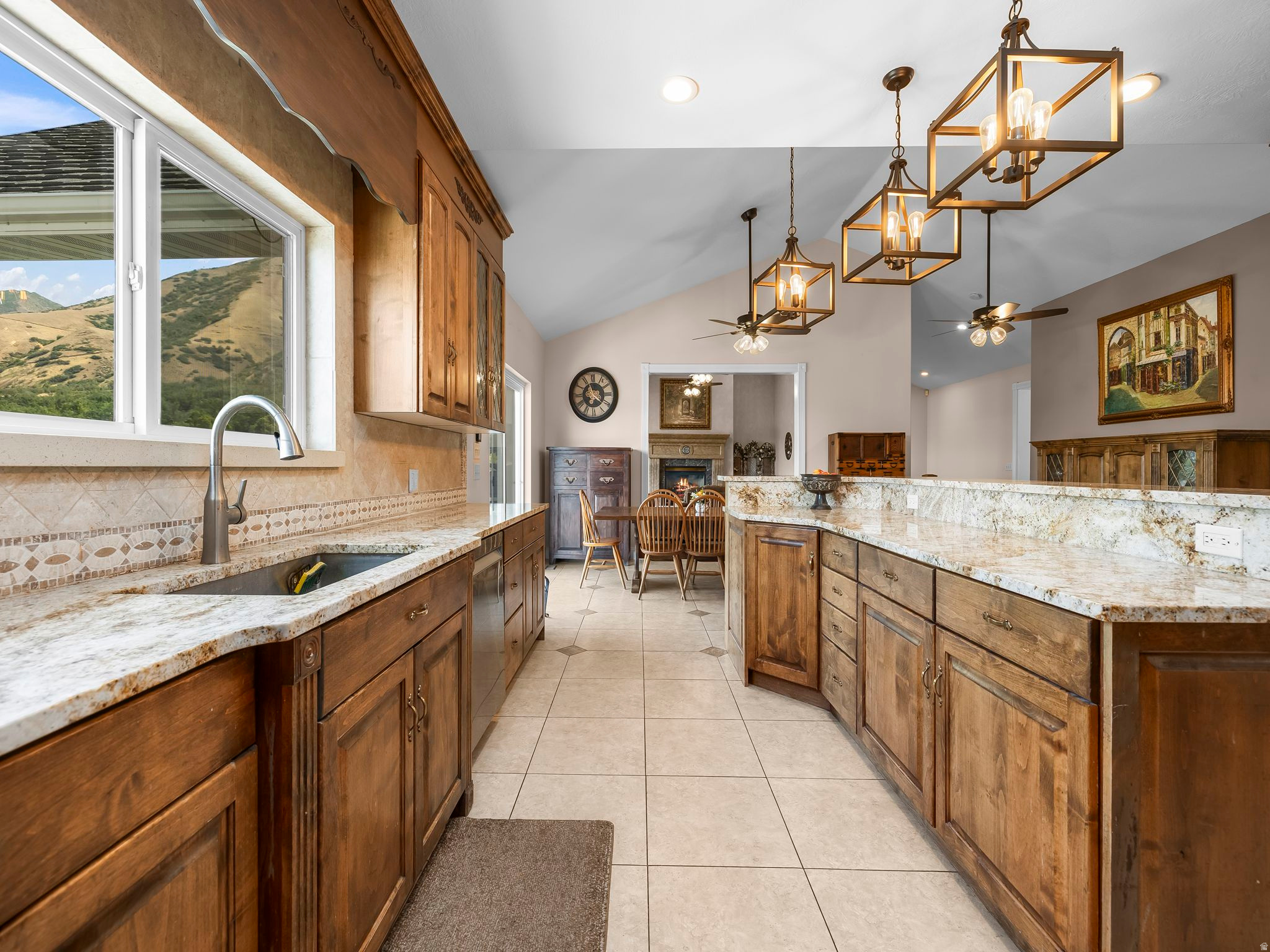 MAPLETON POND - Residential