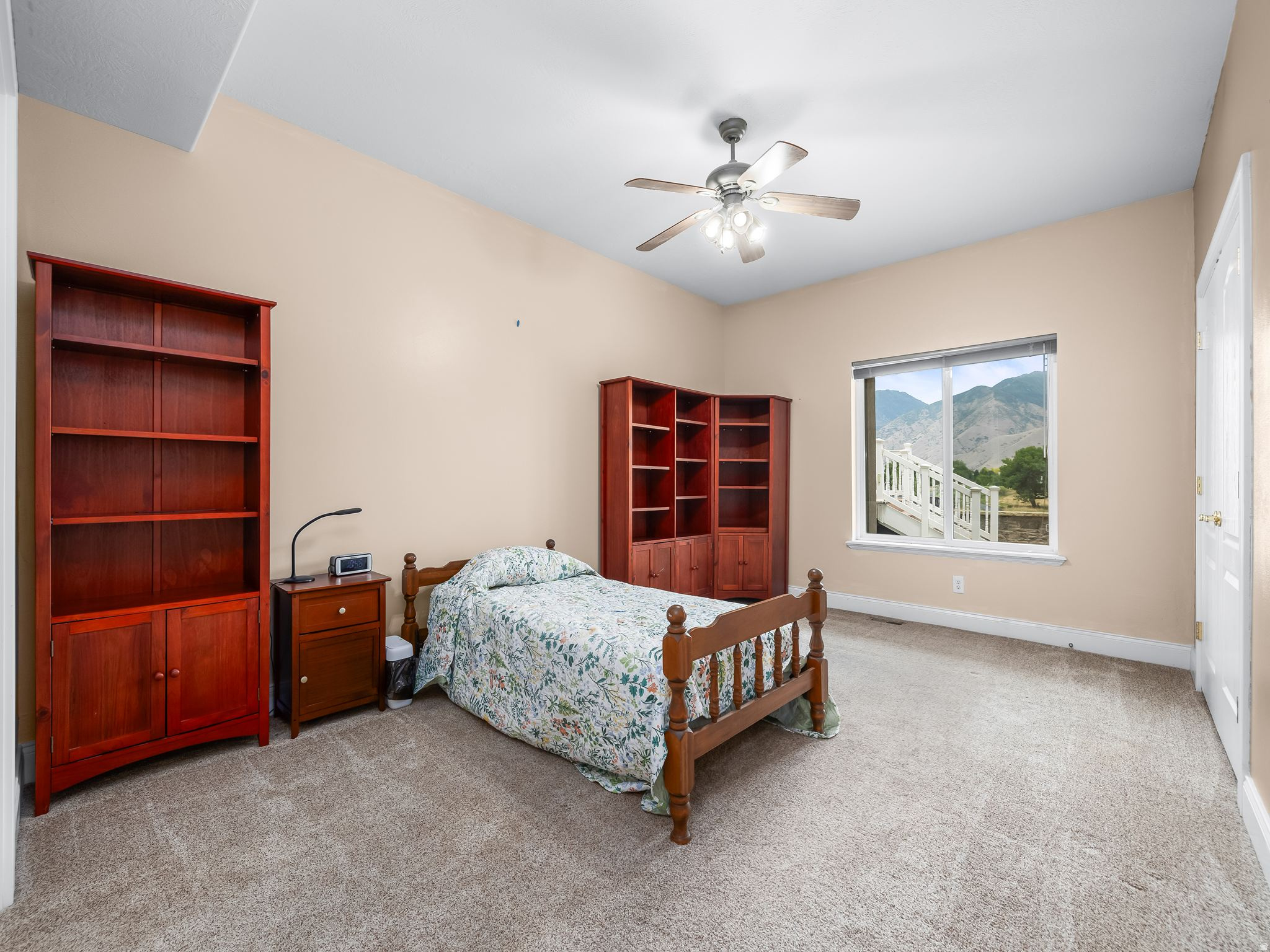 MAPLETON POND - Residential