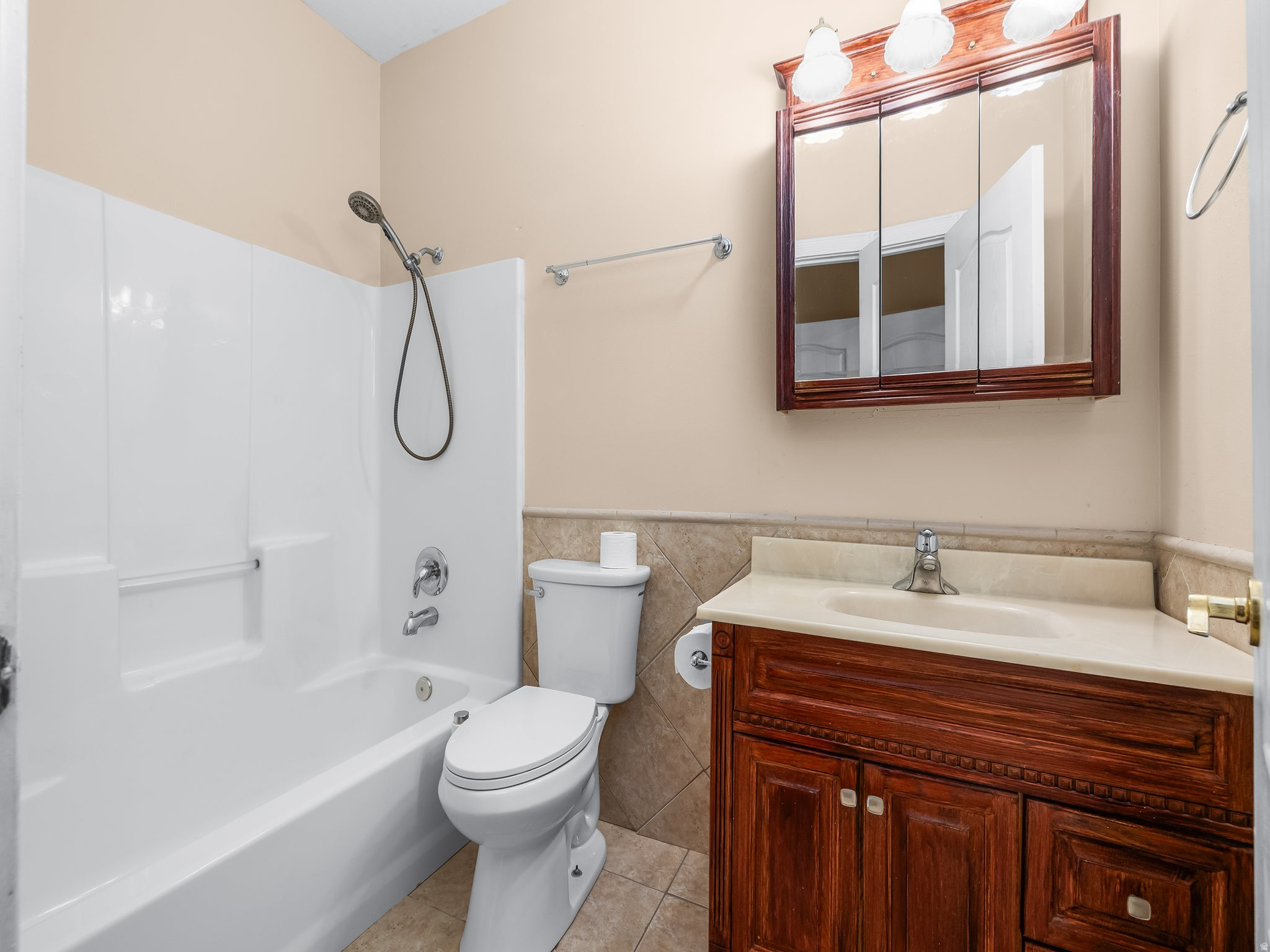 MAPLETON POND - Residential