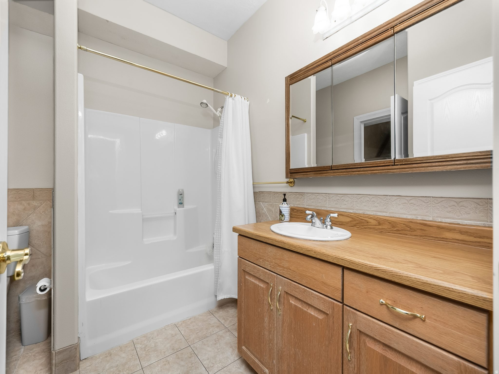 MAPLETON POND - Residential