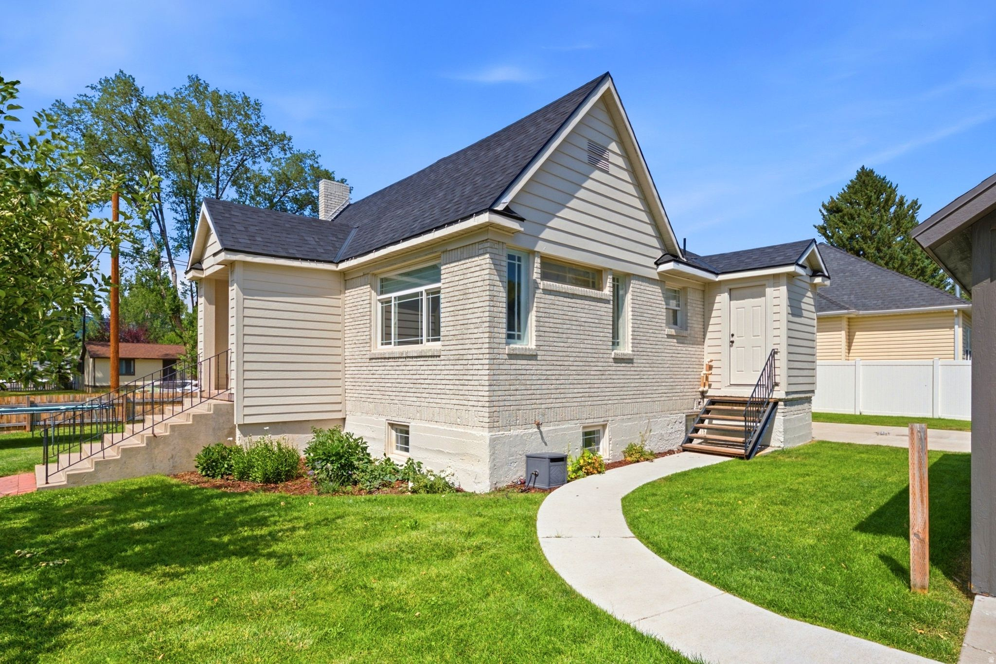 DUFF JOHNSON - Residential