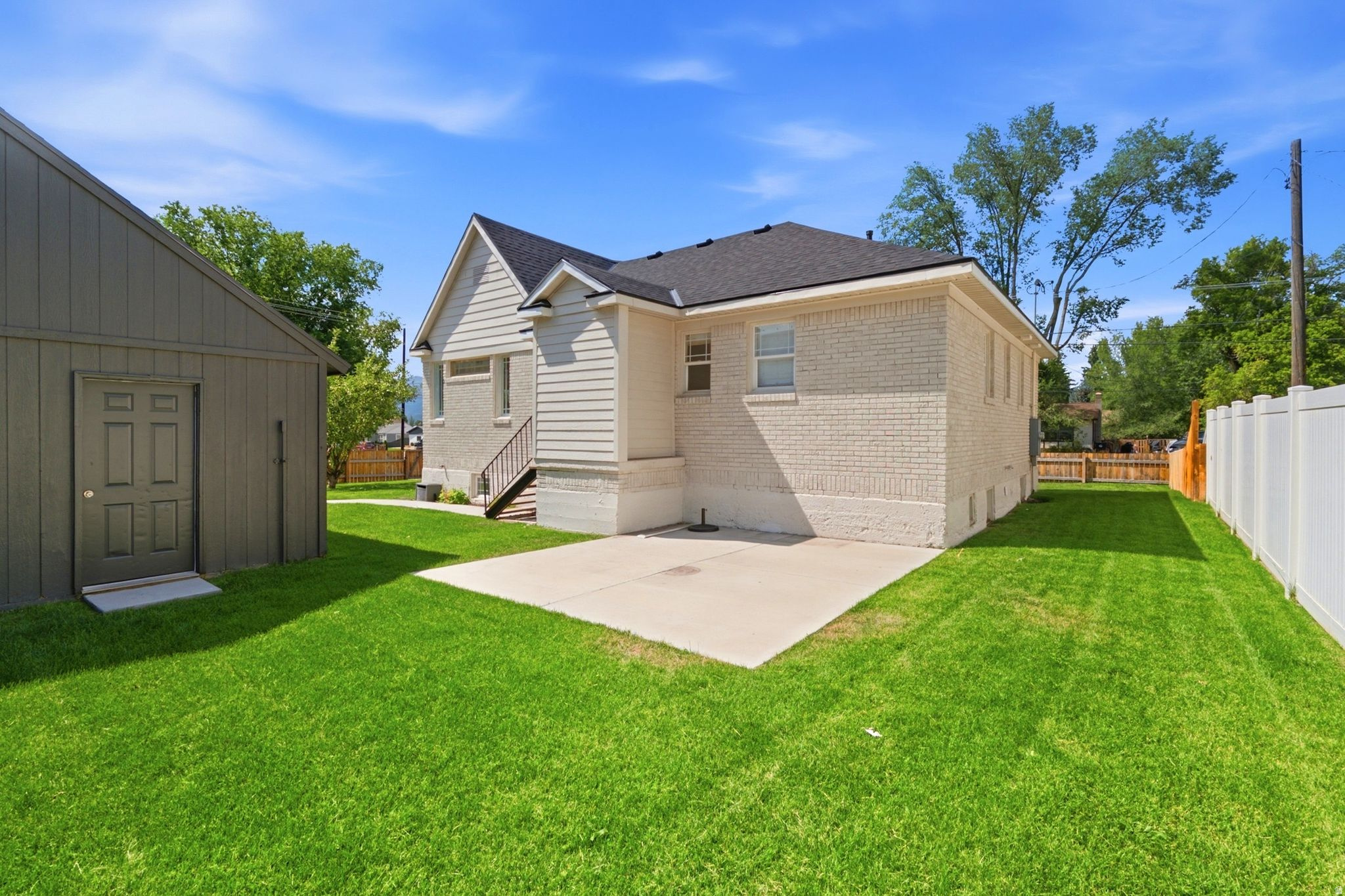 DUFF JOHNSON - Residential