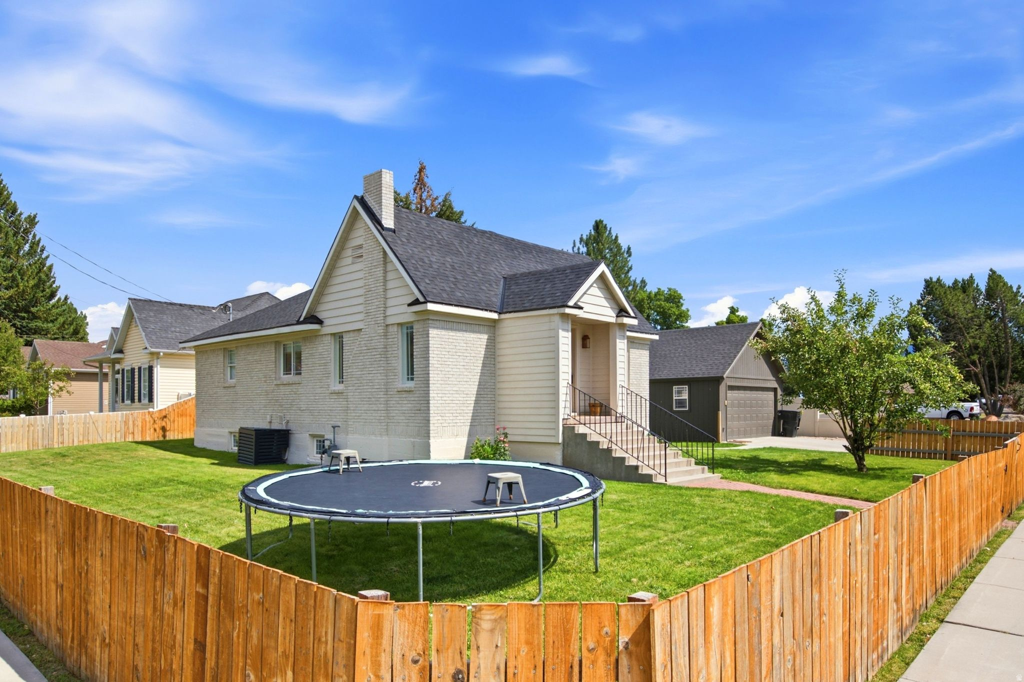DUFF JOHNSON - Residential