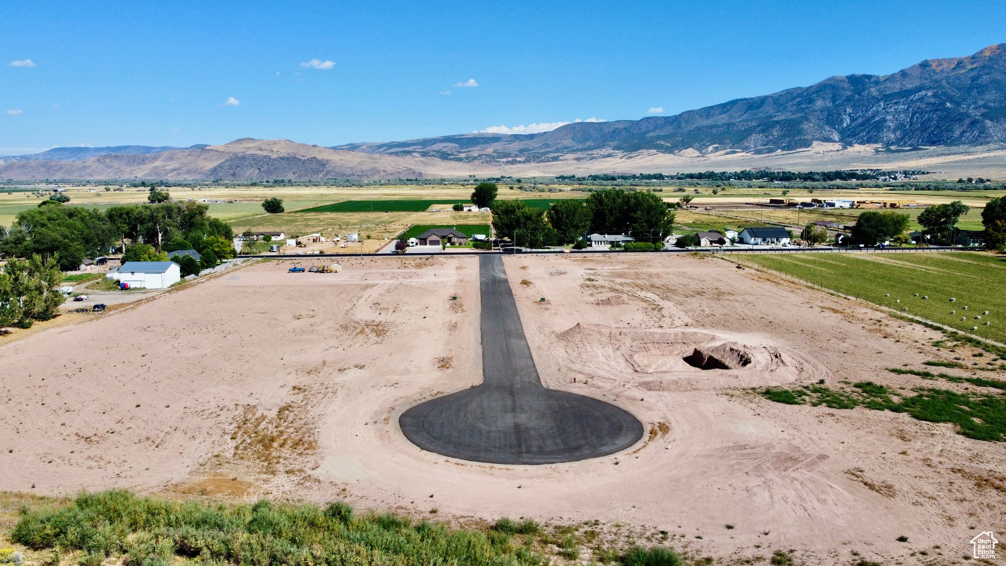 COVE PEAK ESTATES - Land