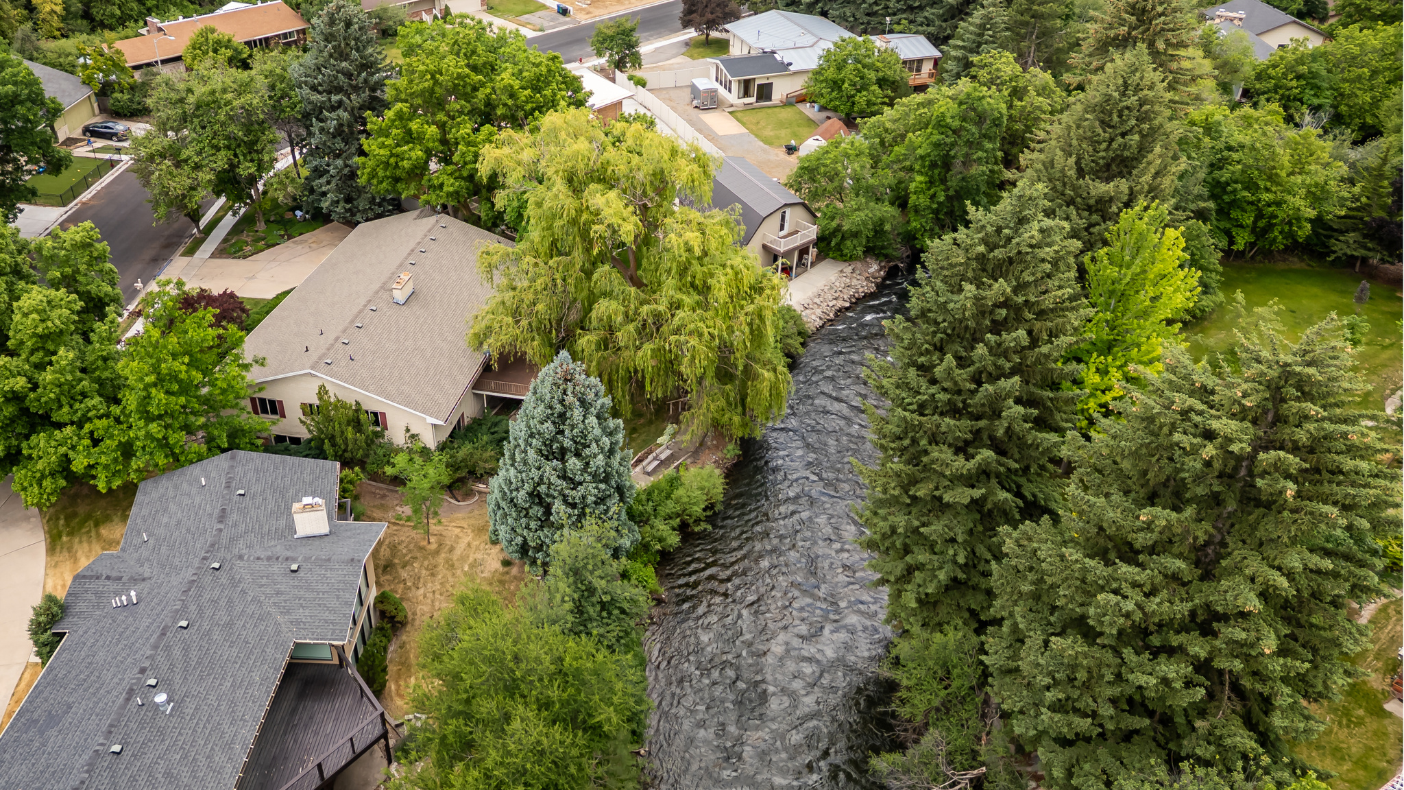 HIDDEN VILLAGE - Residential