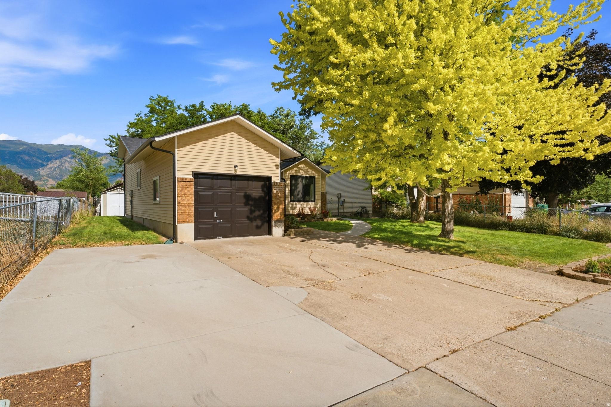 JAMESTOWN SUBDIVISIO - Residential