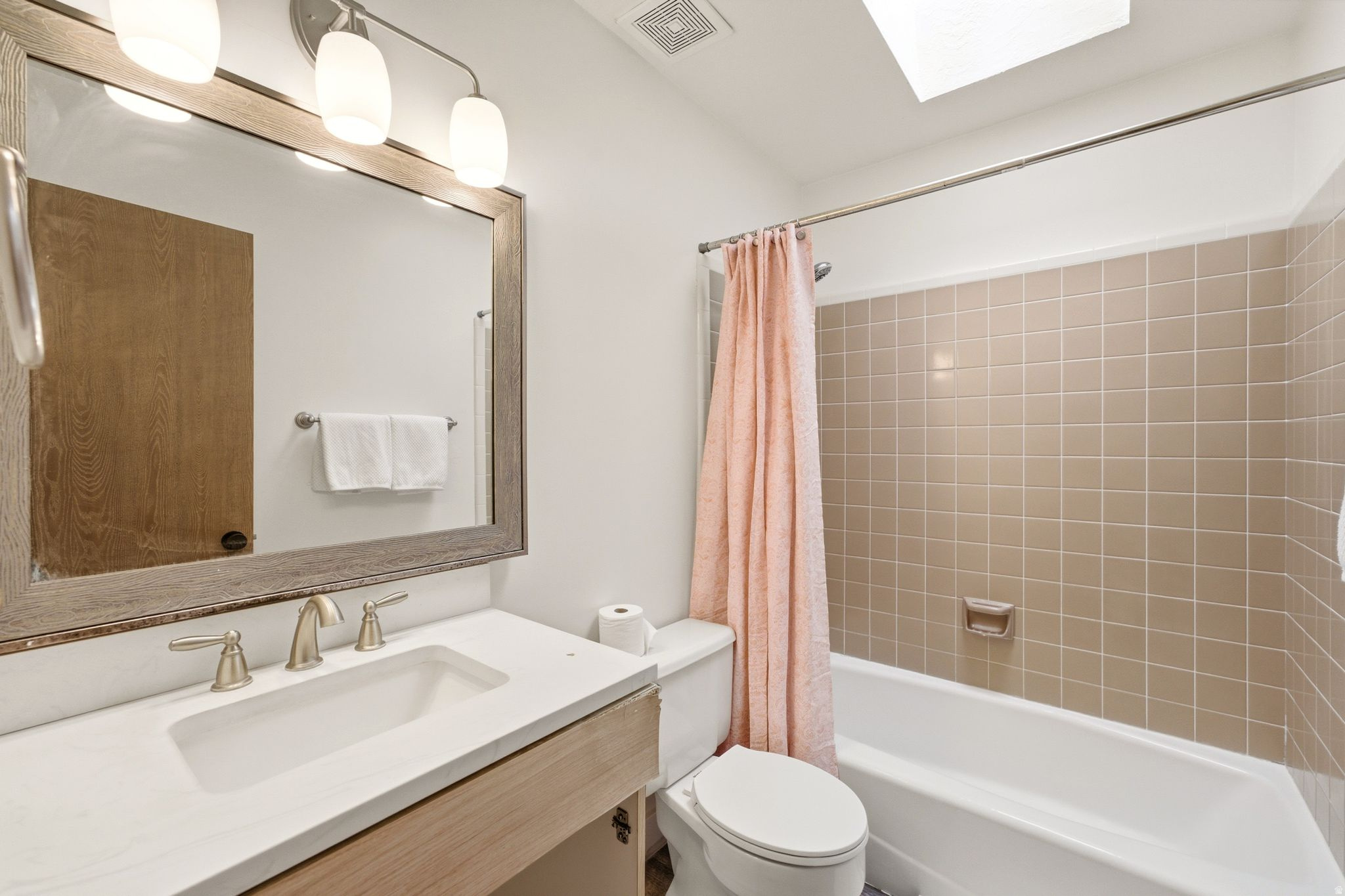 JAMESTOWN SUBDIVISIO - Residential