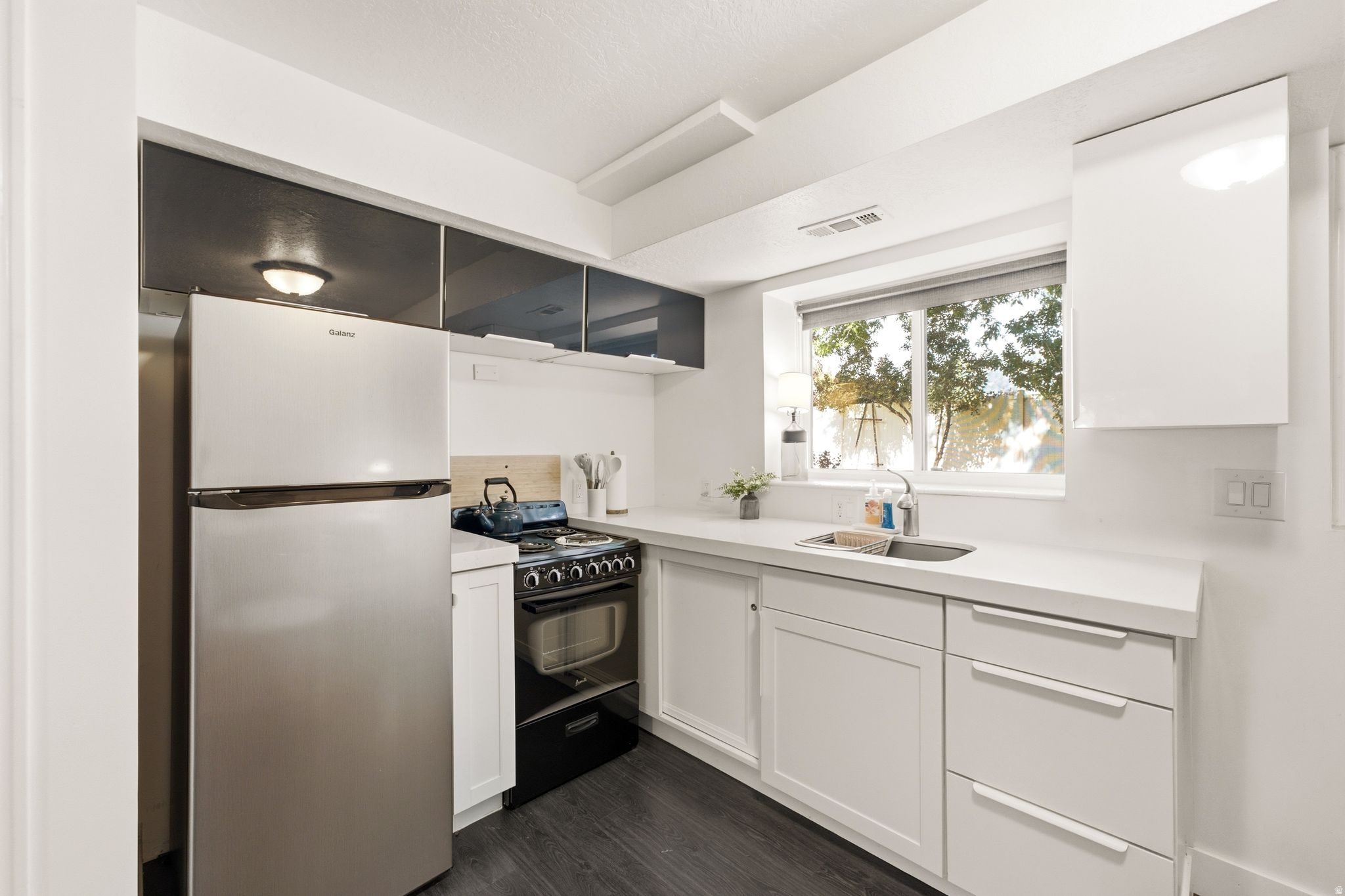JAMESTOWN SUBDIVISIO - Residential