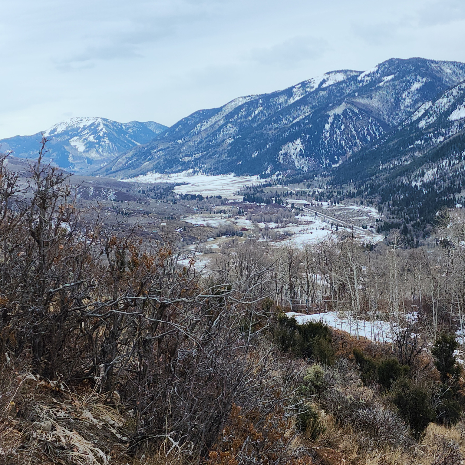 CANYON RIM - Land