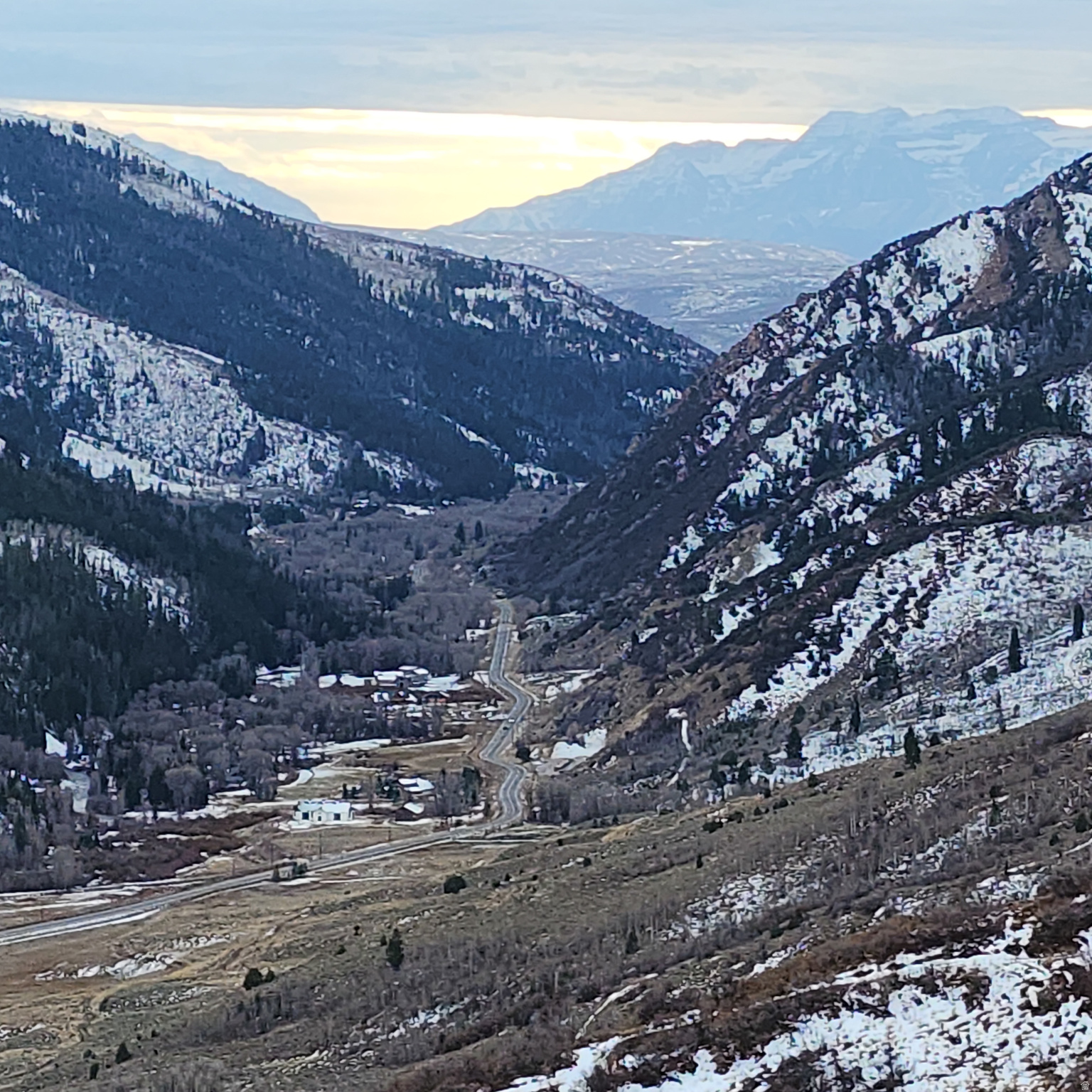 CANYON RIM - Land