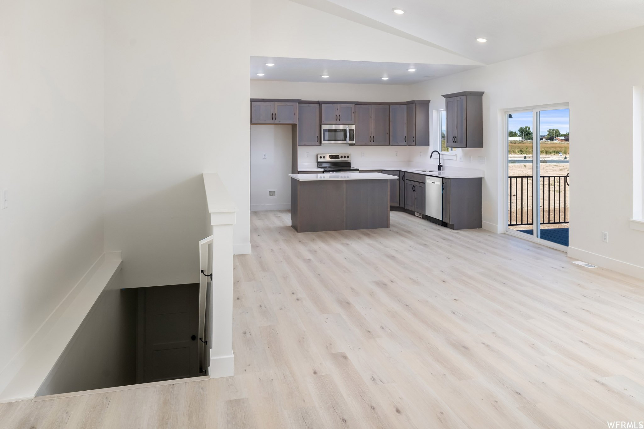 GRANITE RIDGE - Residential