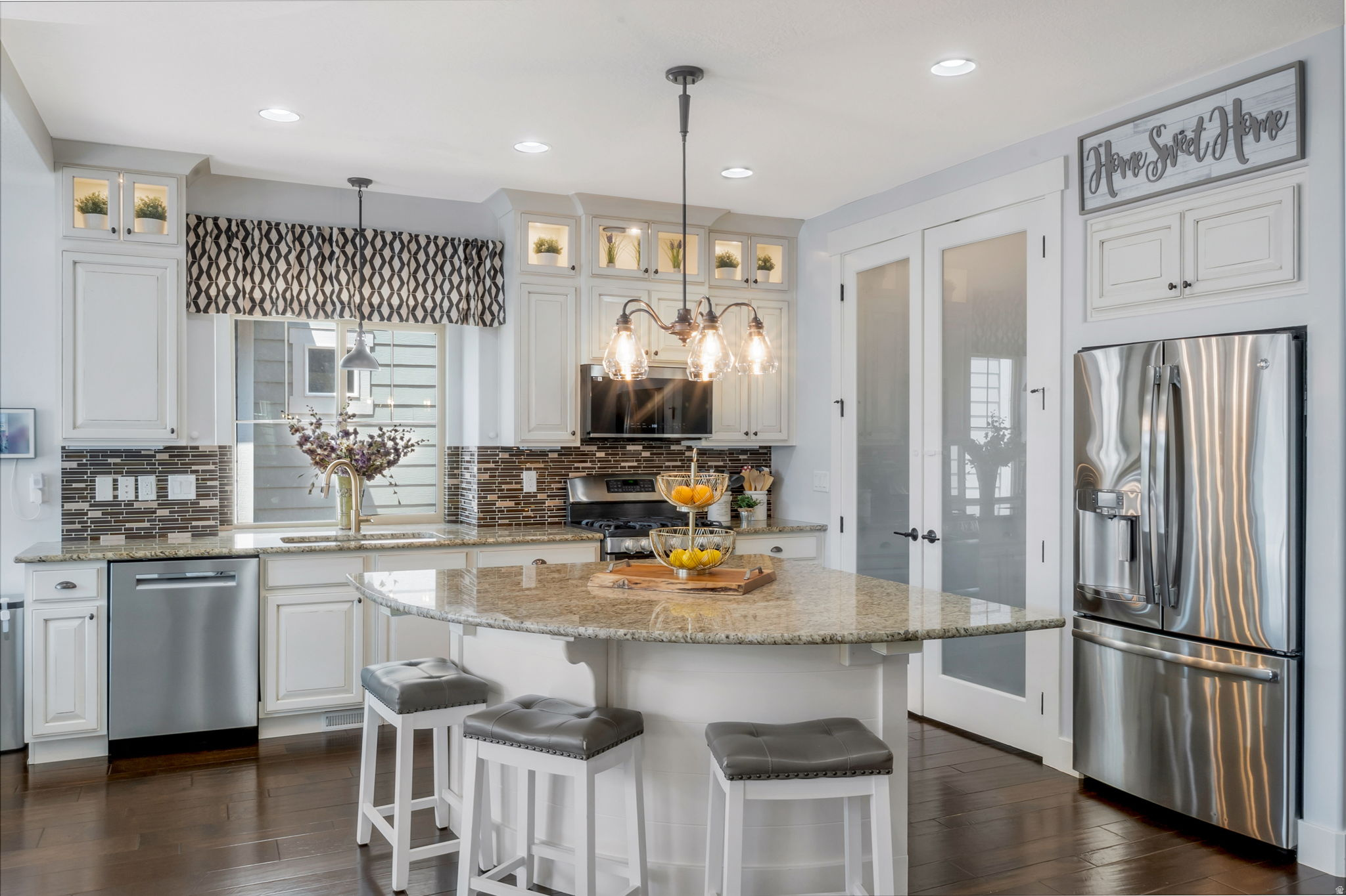 VALLEY STATION - Residential