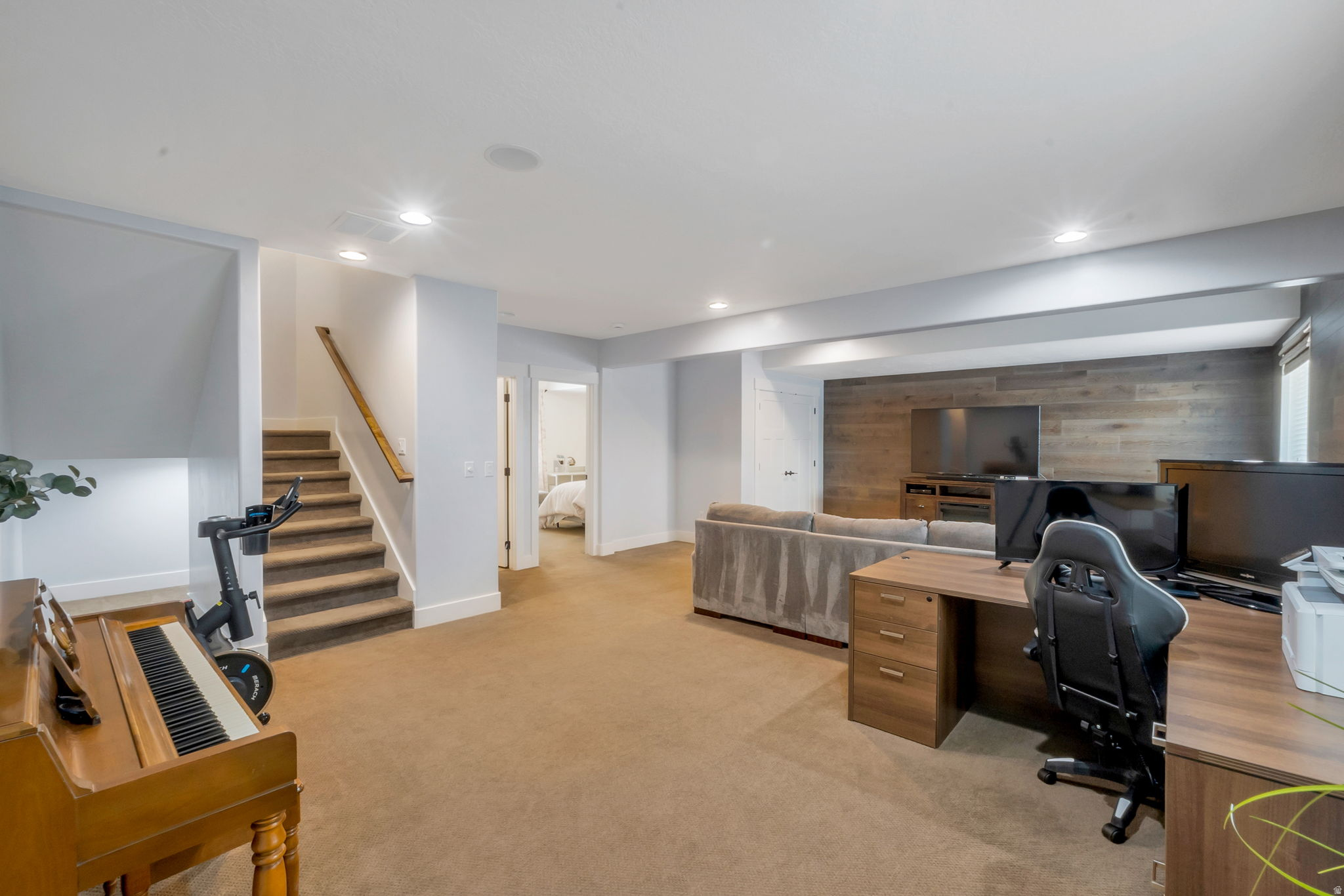 VALLEY STATION - Residential