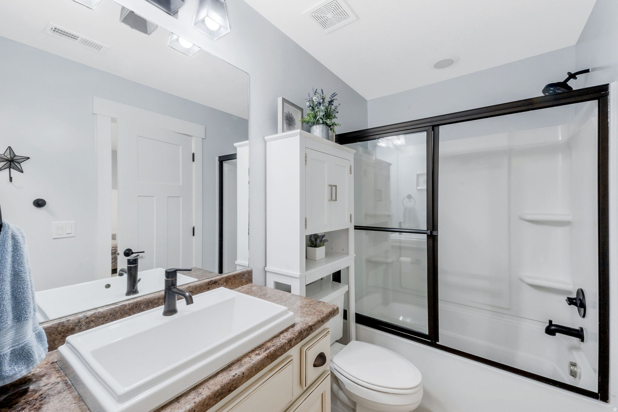 VALLEY STATION - Residential