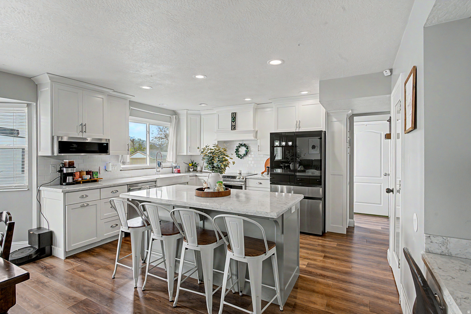 CREEKWOOD - Residential