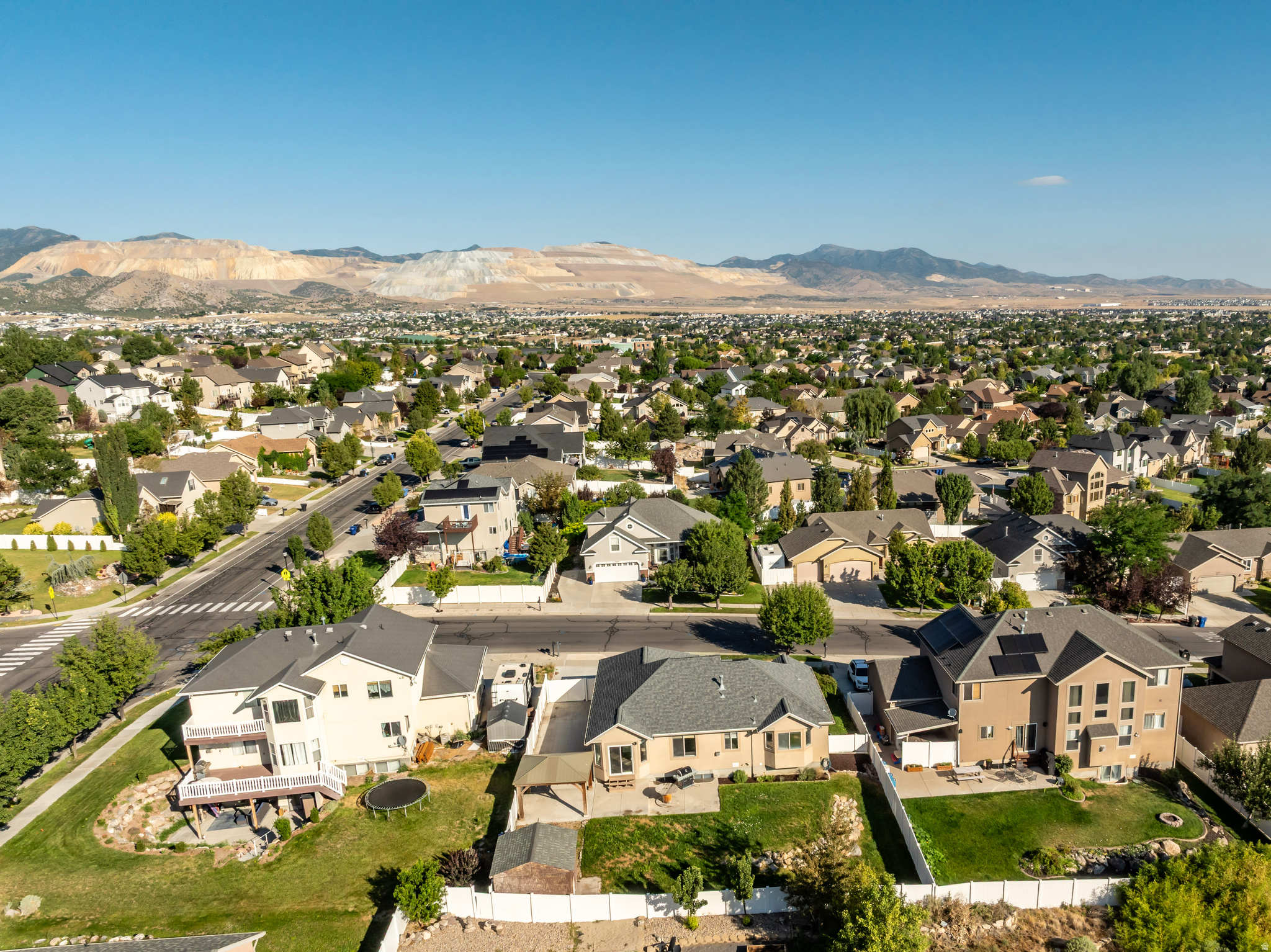 ROSE CREST - Residential