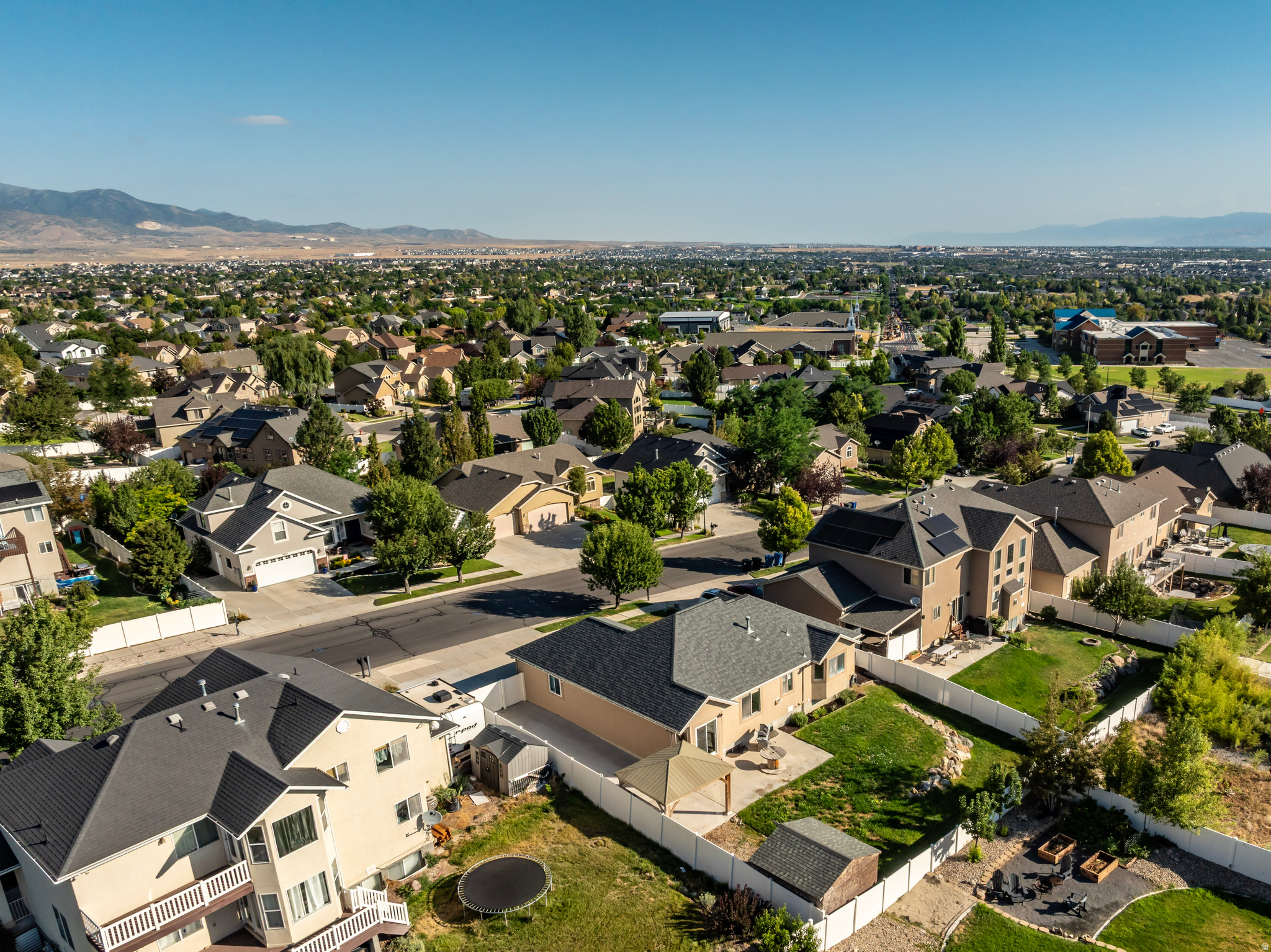 ROSE CREST - Residential