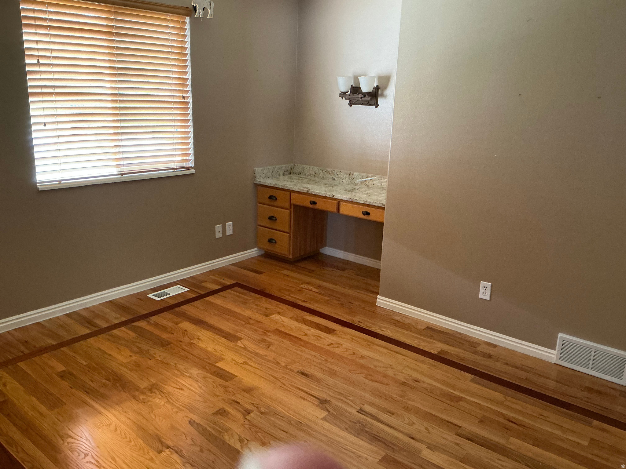SALEM HILLS - Residential