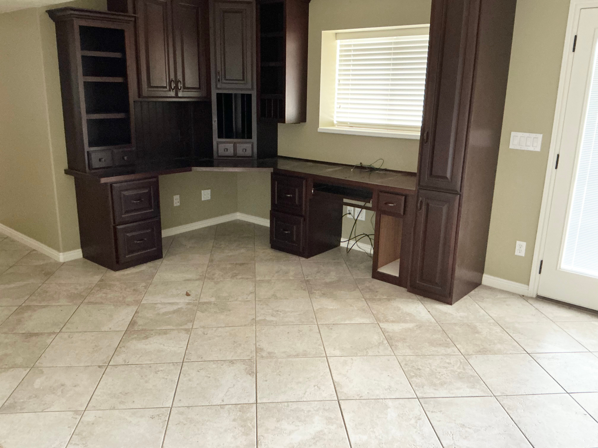 SALEM HILLS - Residential