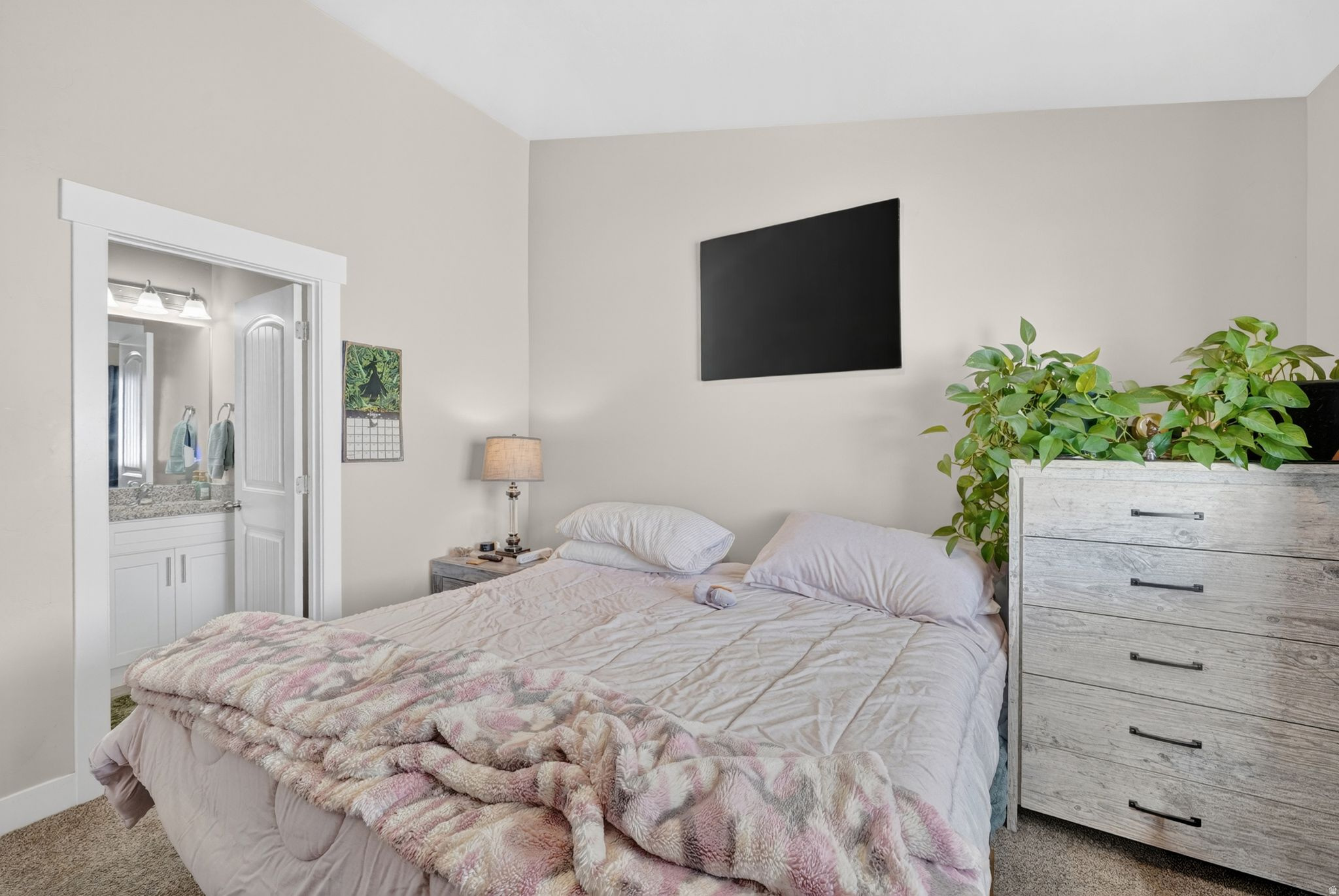 CEDAR CORNERS - Residential