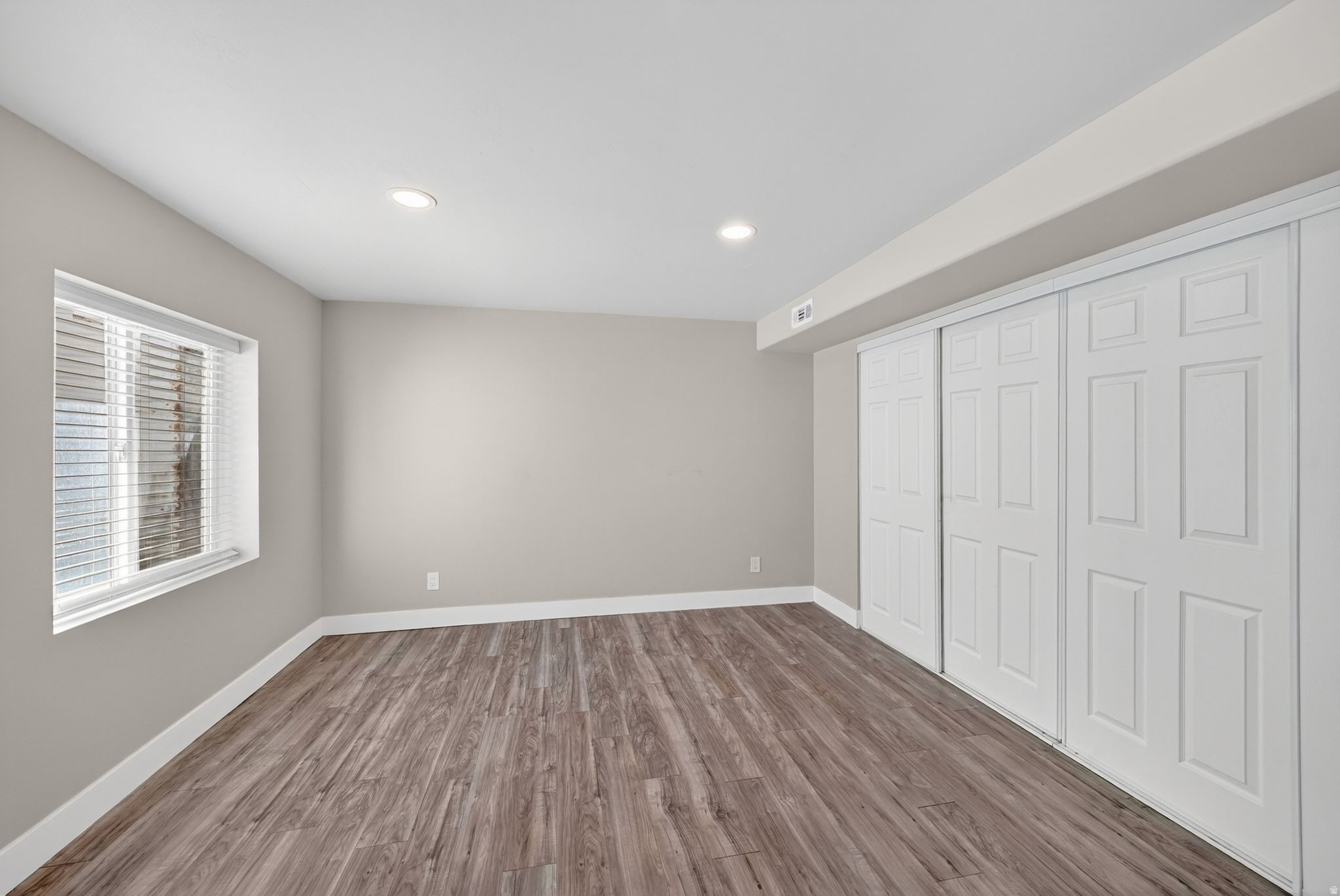 CEDAR CORNERS - Residential
