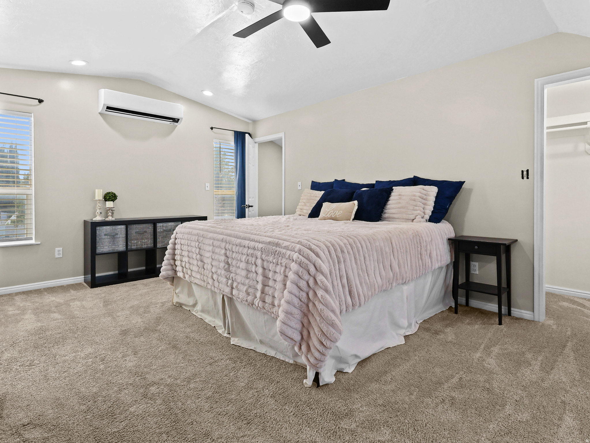 CIRCLE J ESTATES - Residential