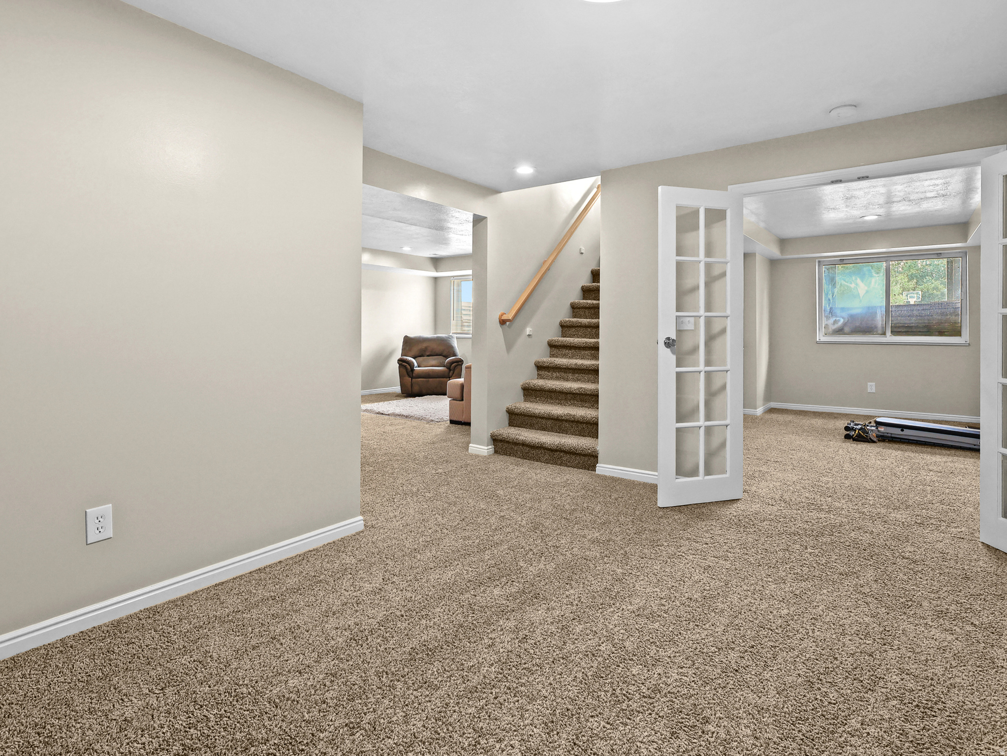 CIRCLE J ESTATES - Residential