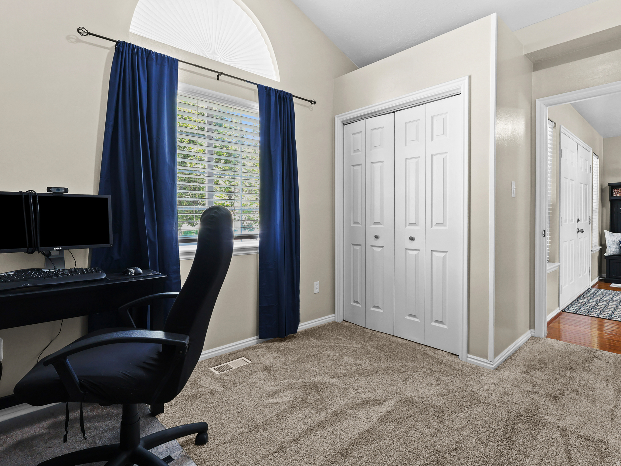 CIRCLE J ESTATES - Residential