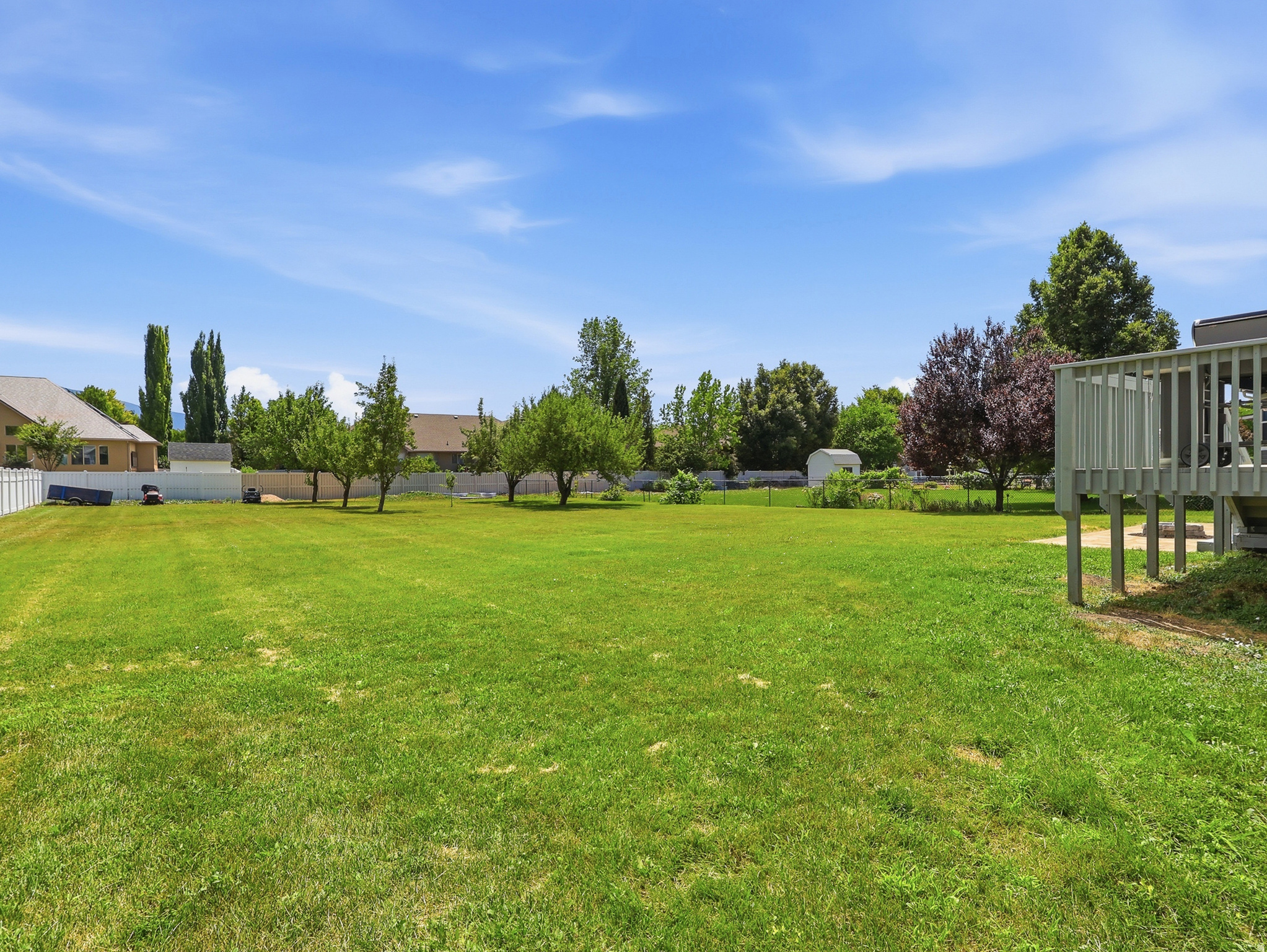 CIRCLE J ESTATES - Residential