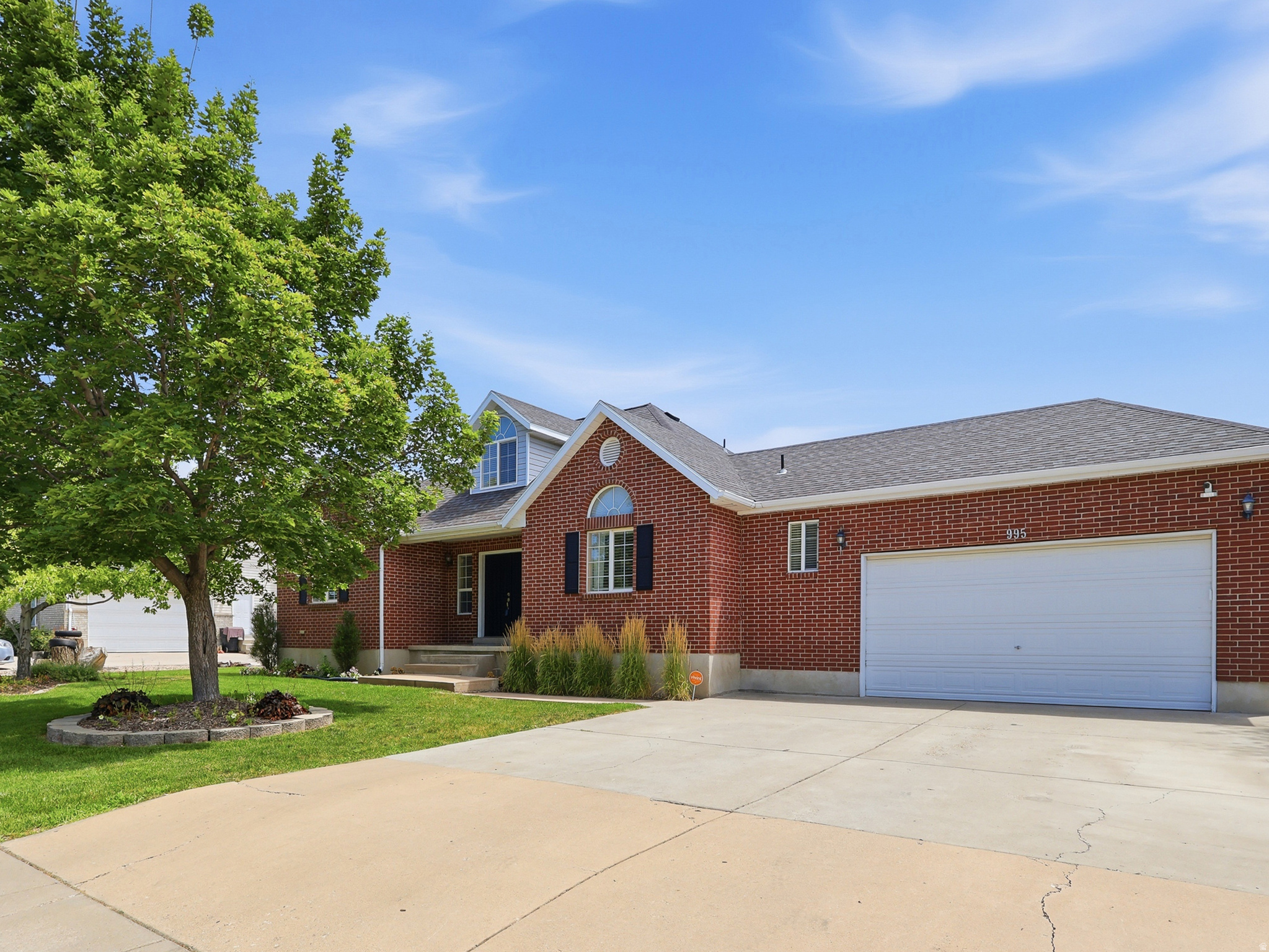 CIRCLE J ESTATES - Residential