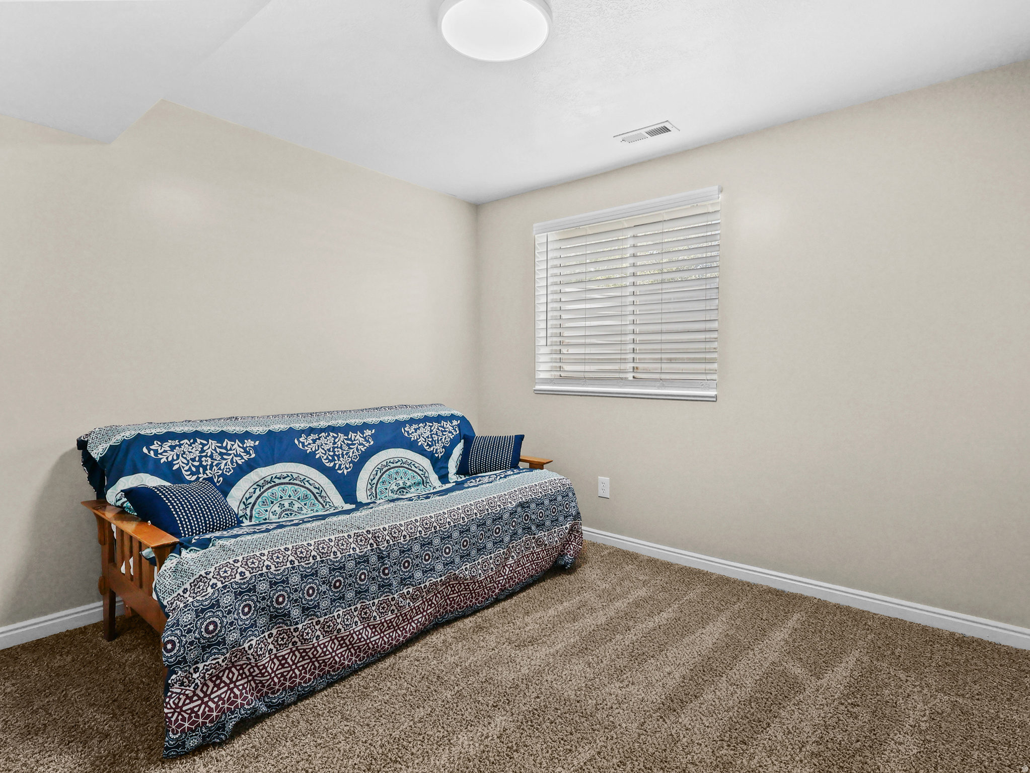 CIRCLE J ESTATES - Residential