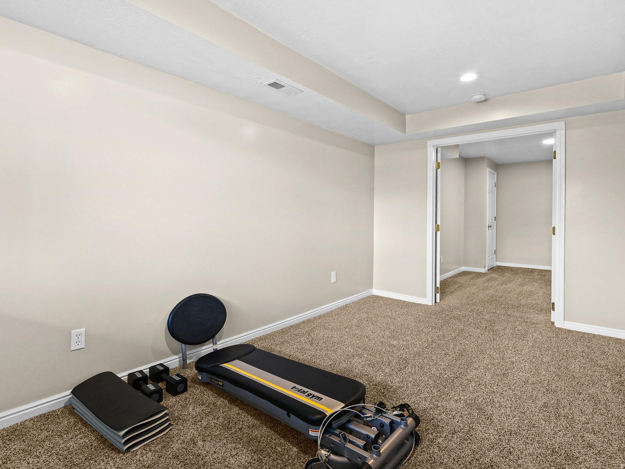 CIRCLE J ESTATES - Residential