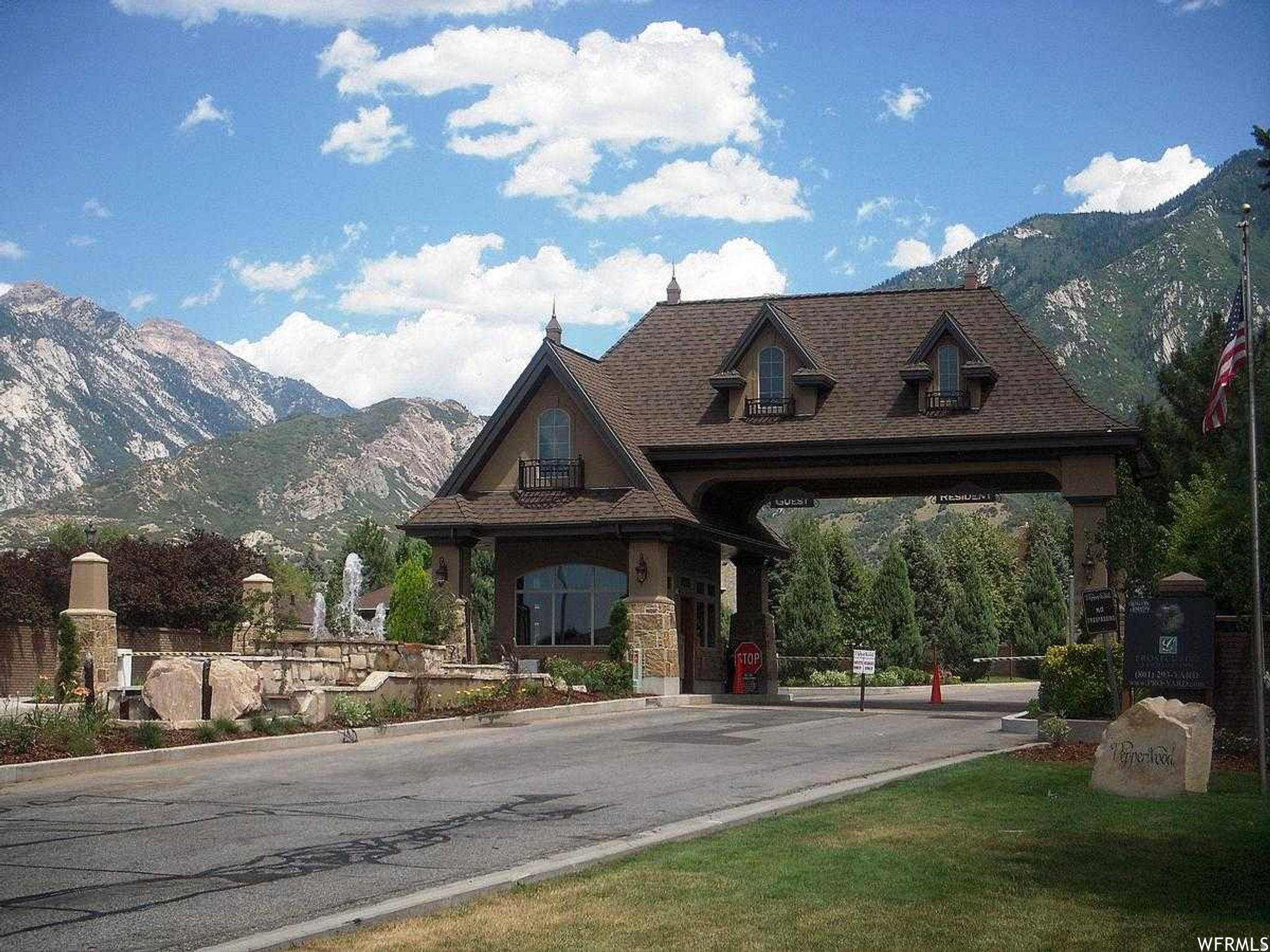 PEPPERWOOD - Residential