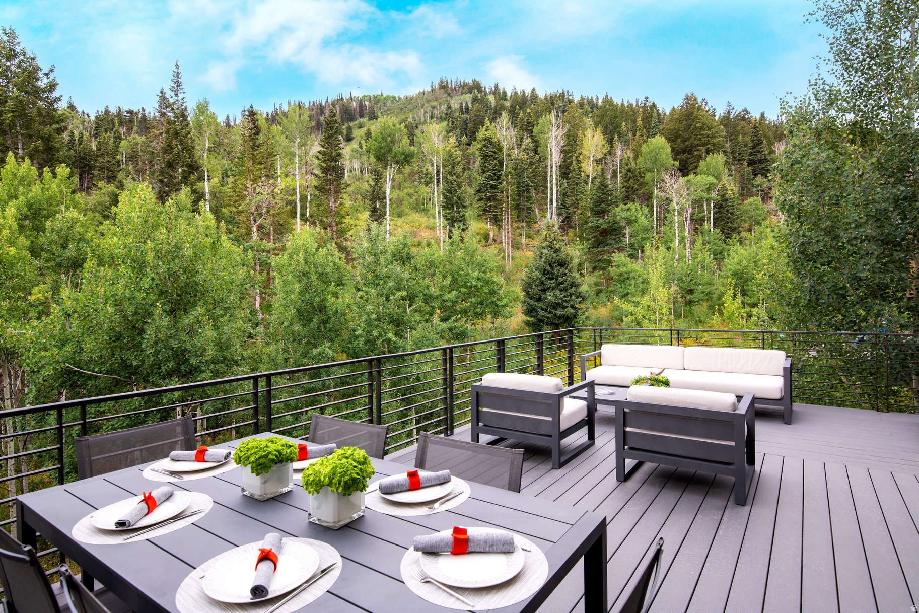 ENCLAVE AT SUN CANYON - Residential