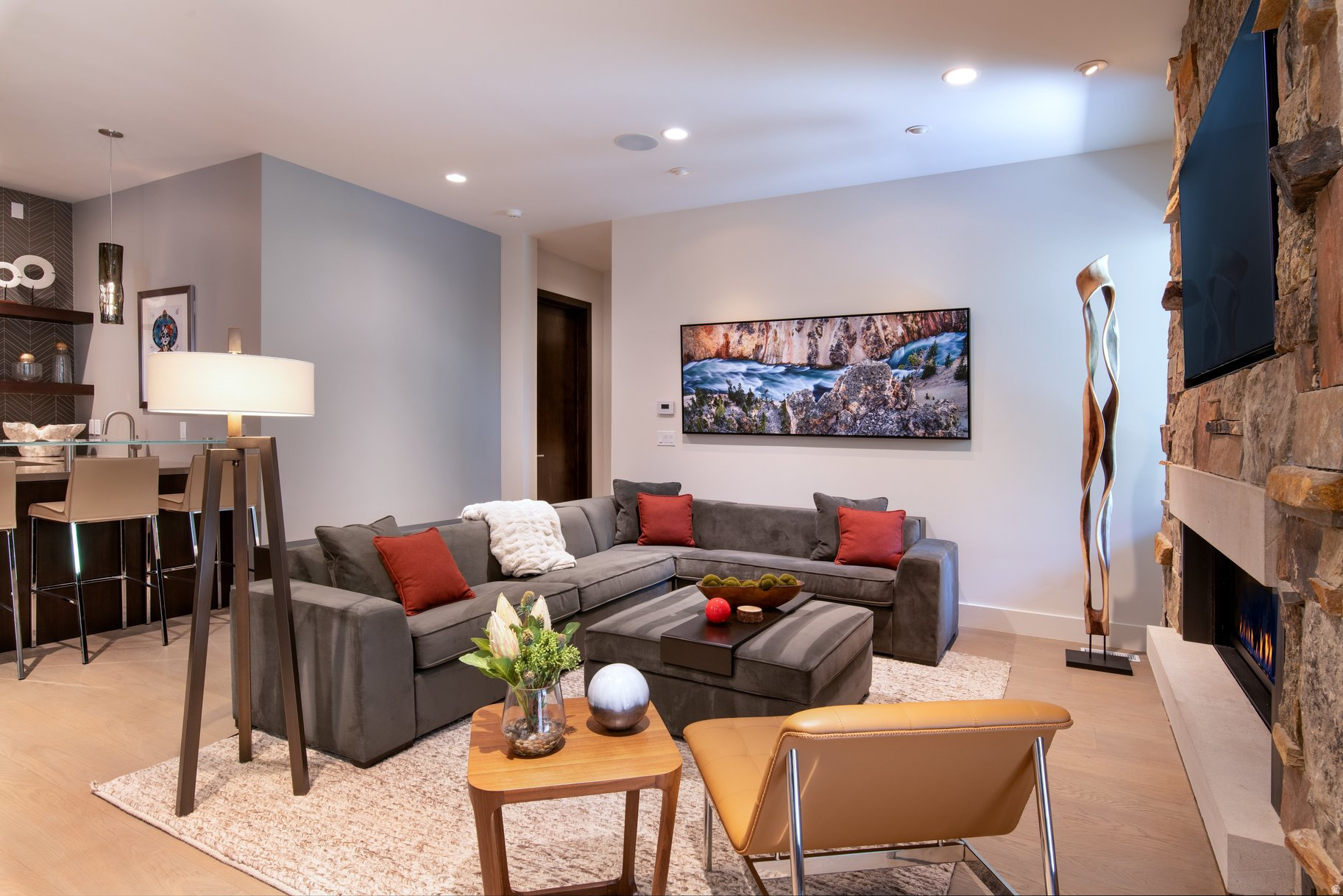 ENCLAVE AT SUN CANYON - Residential