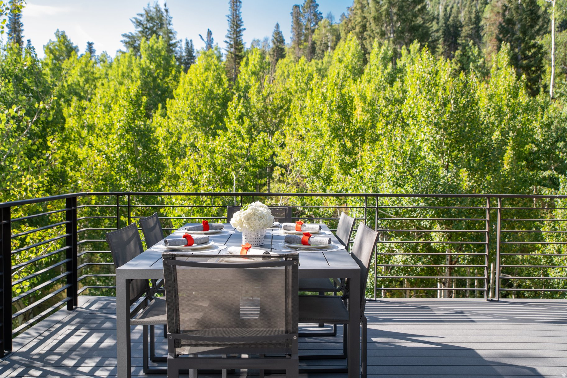 ENCLAVE AT SUN CANYON - Residential